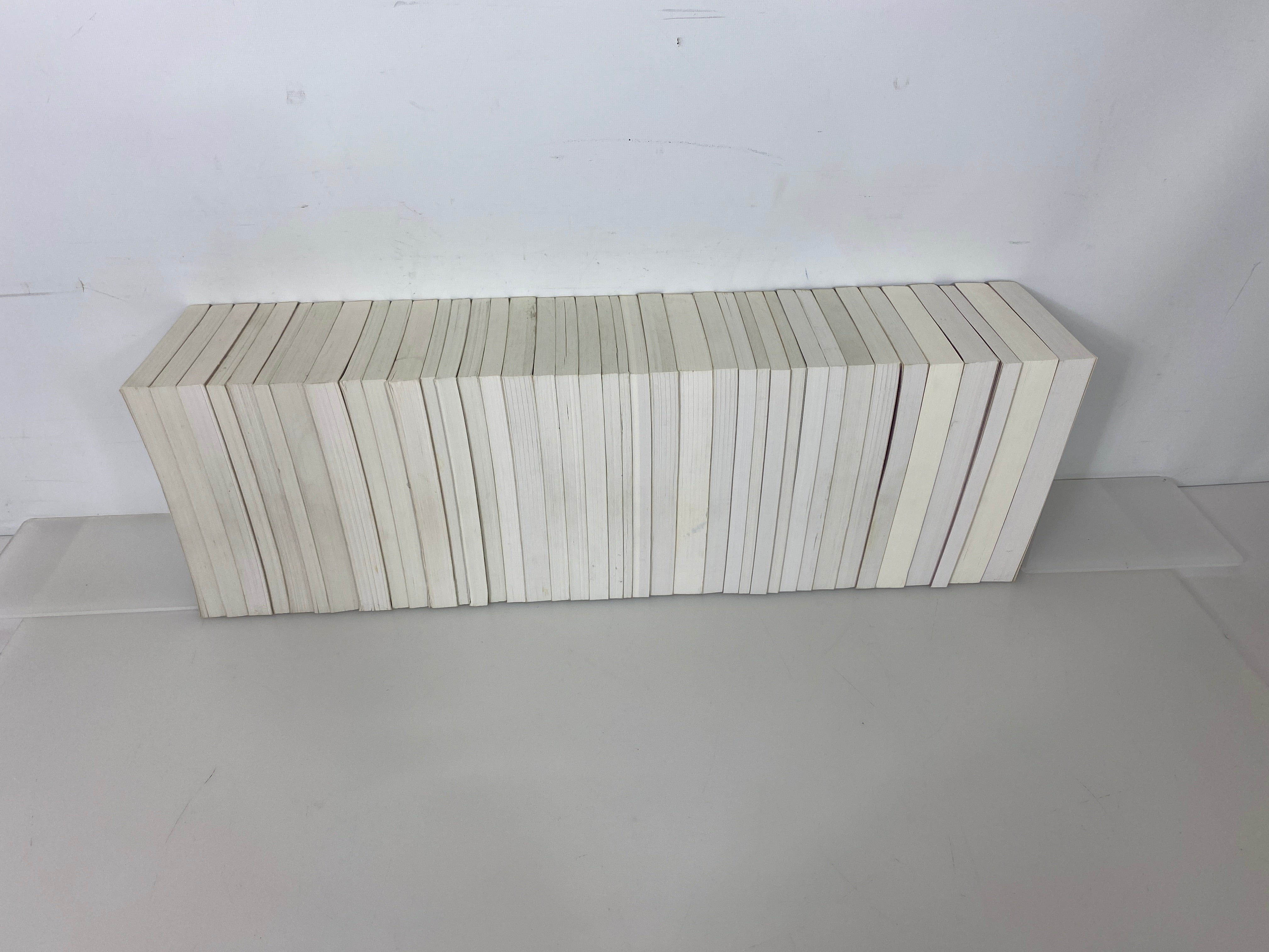 Set of 39 People's Commentary Bible 1990's Concordia House SC