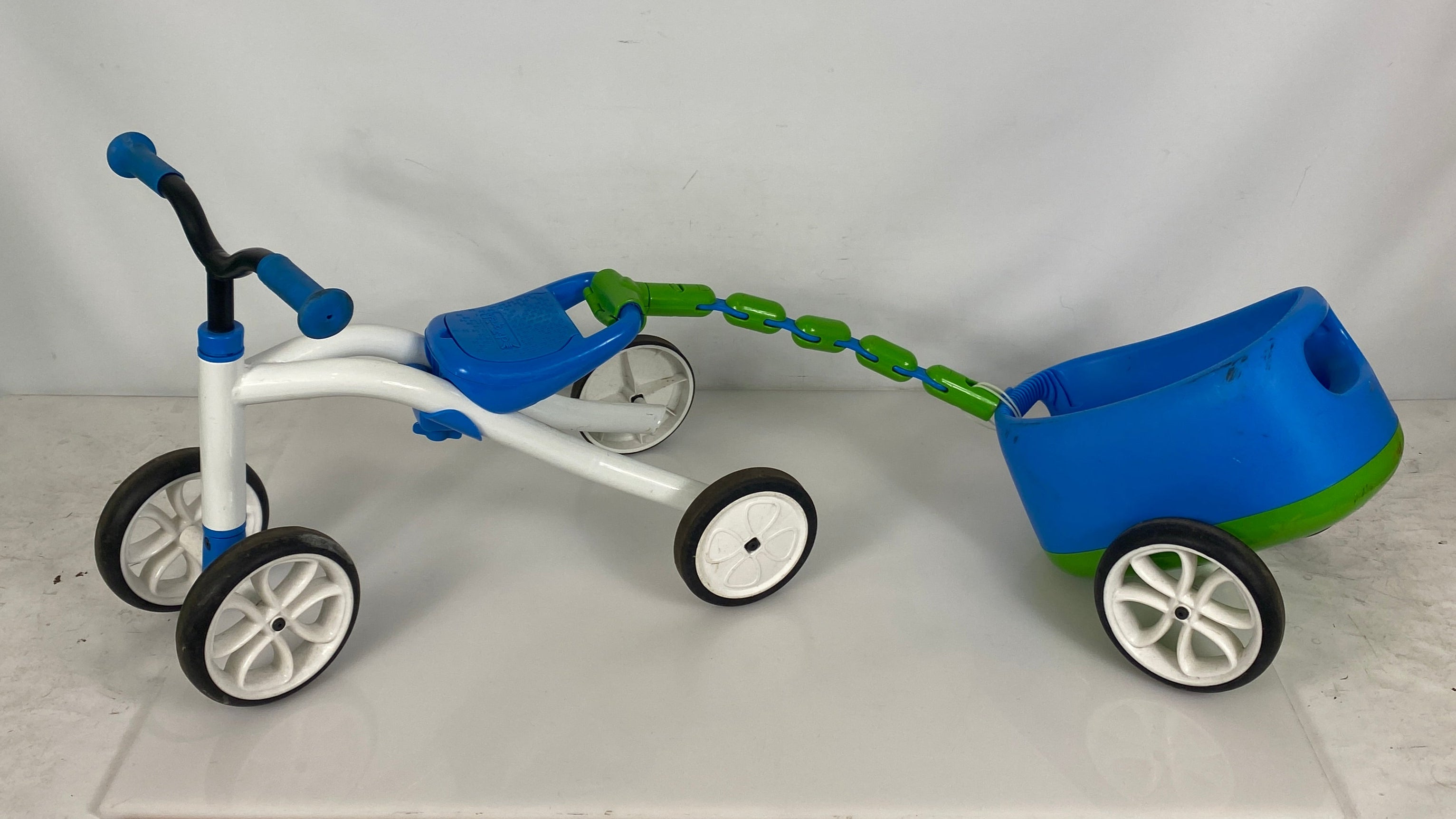 Chillafish Quadie + Trailer Stable Ride Children's 4 Wheeler