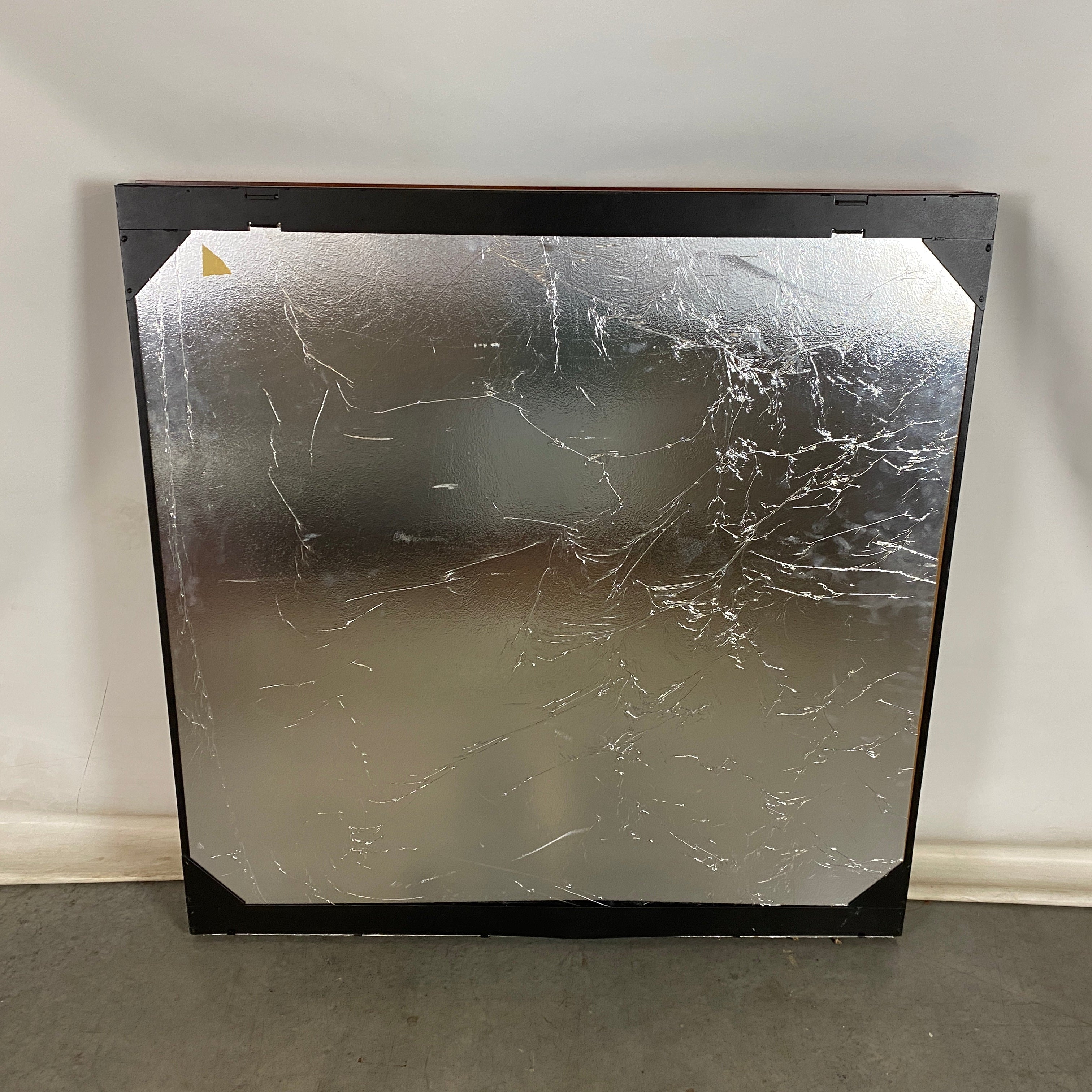 Wooden 2-Door Presentation Cabinet/Board
