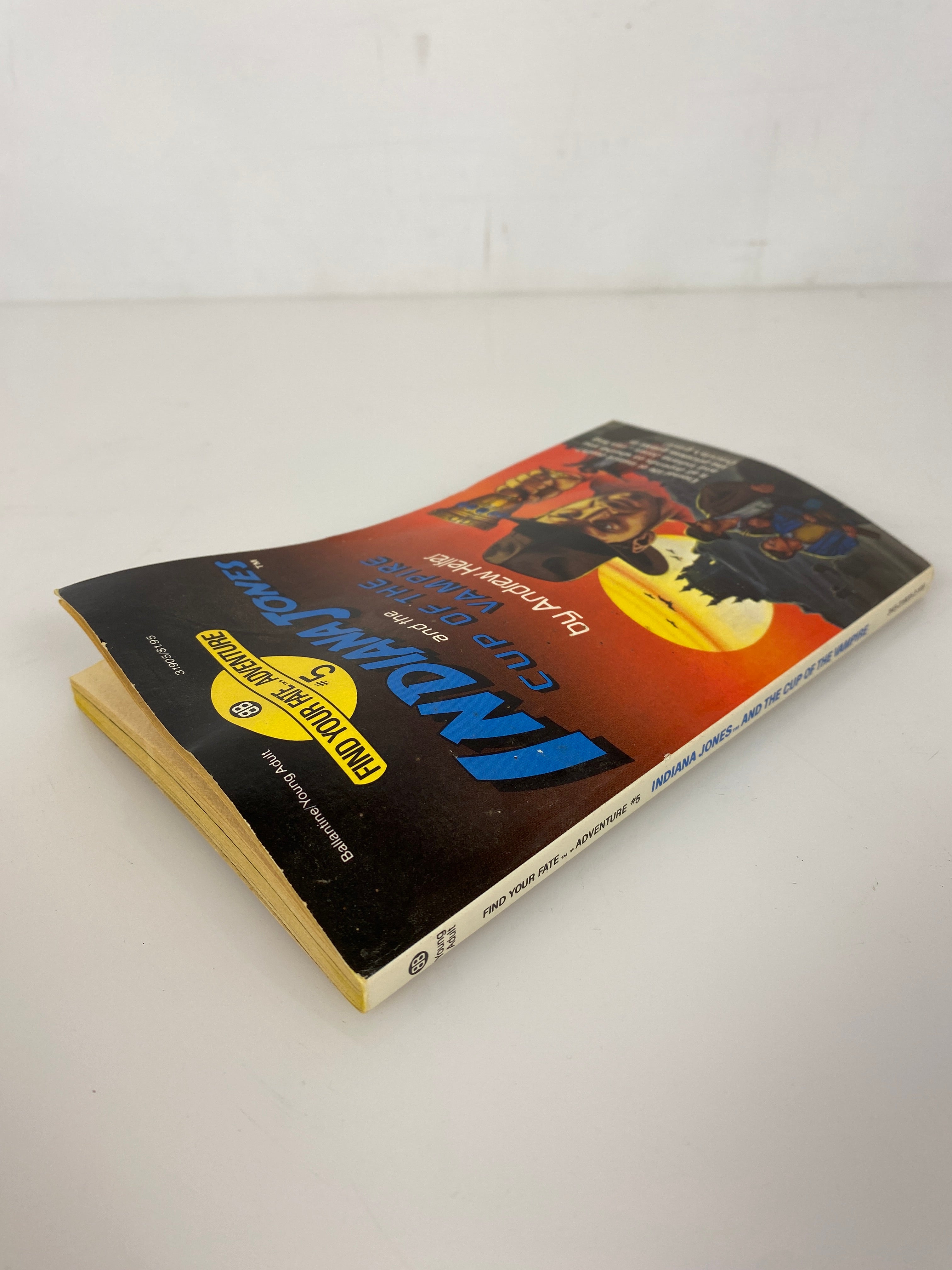 Find Your Fate Indiana Jones #5: Cup of the Vampire Andrew Helfer 1984 SC