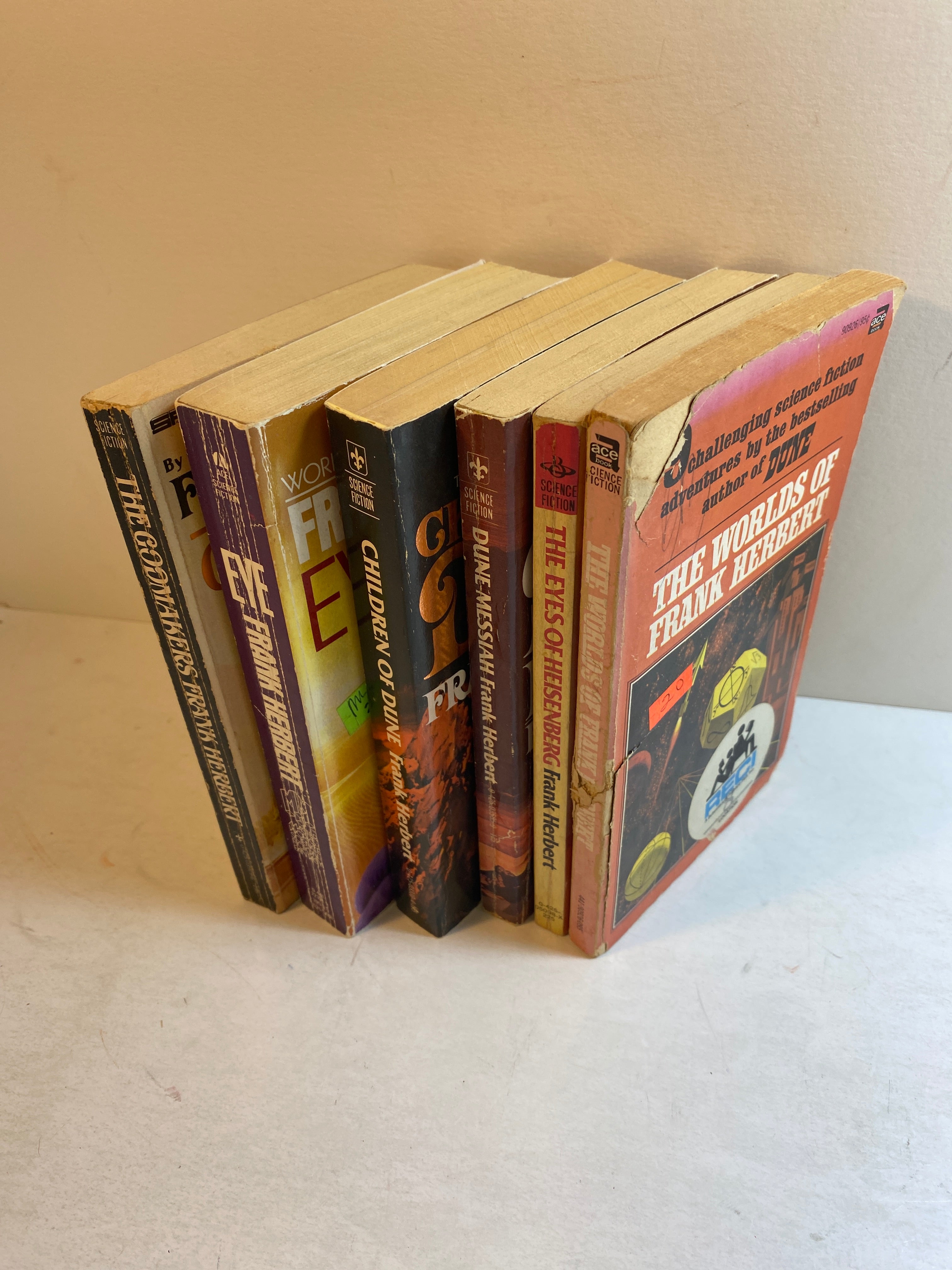 Lot of 6 Frank Herbert Dune Paperbacks 1971-1987