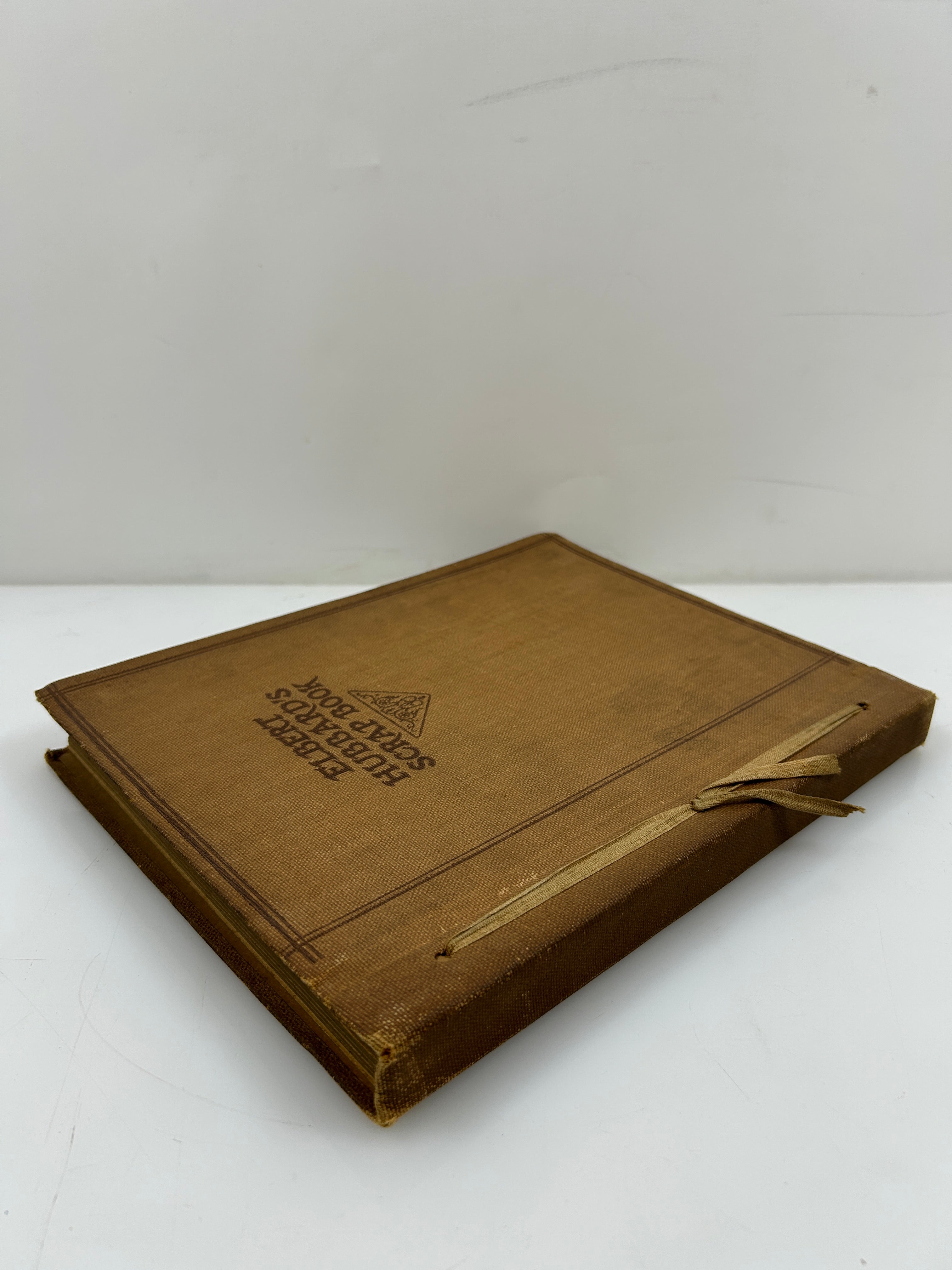 Elbert Hubbard's Scrap Book The Roycrofters/Wm. H. Wise & Co 1923