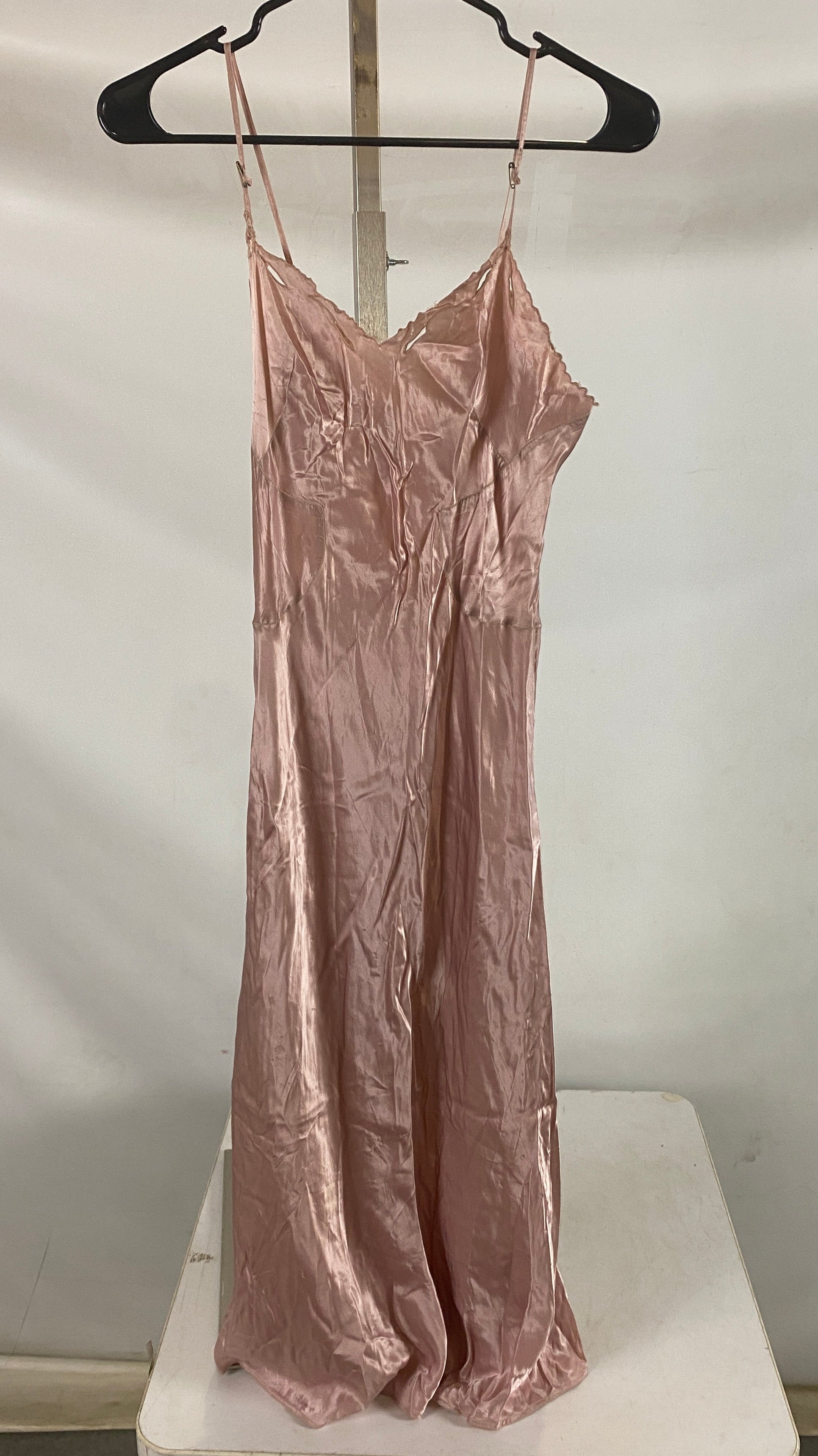 Vintage 1950s "Barbizons" Pink Rayon Slip Dress Size 16