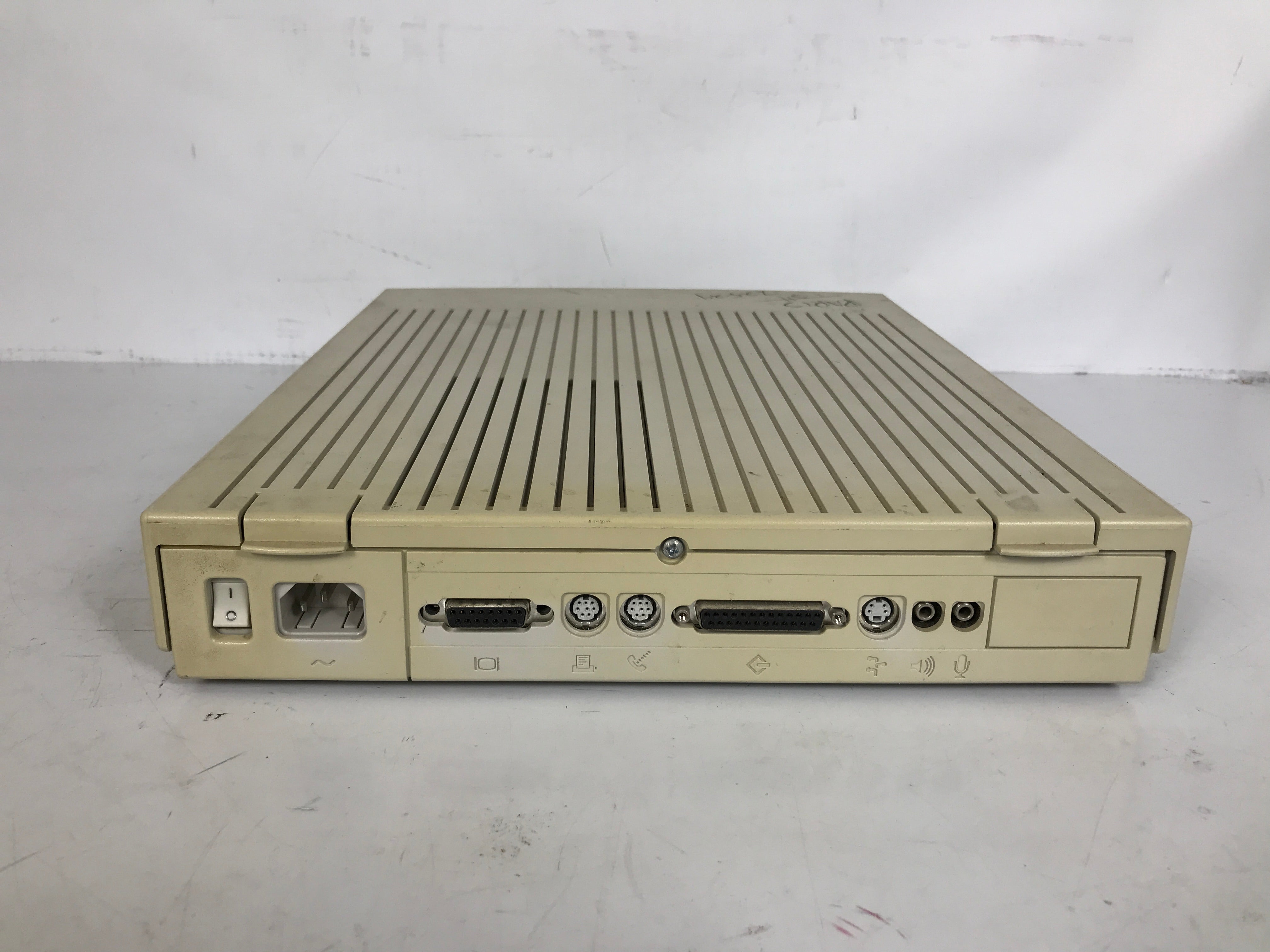 Vintage Apple M0350 Macintosh LC Computer