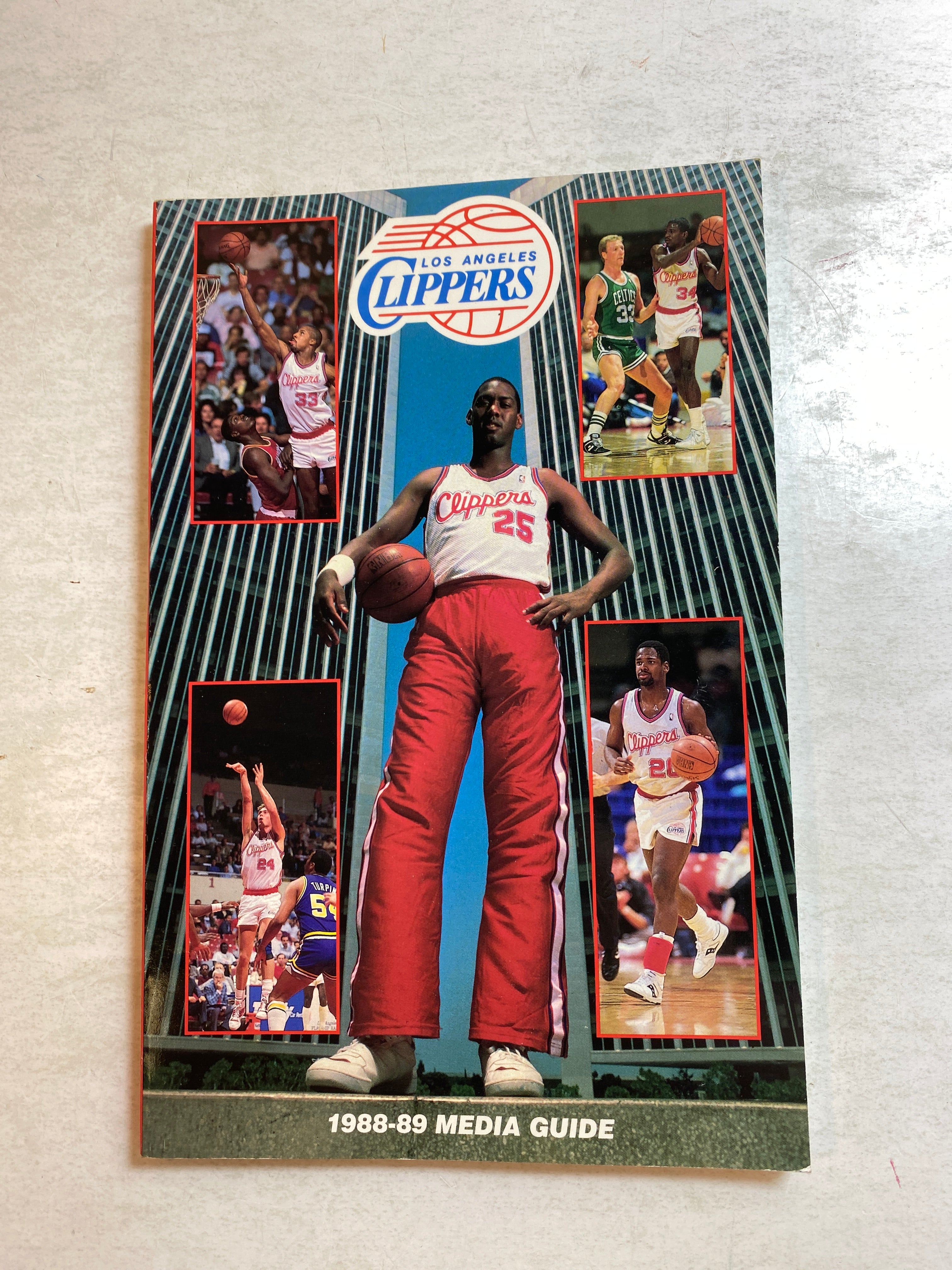 LA Clippers NBA Media Guide 1988-1989