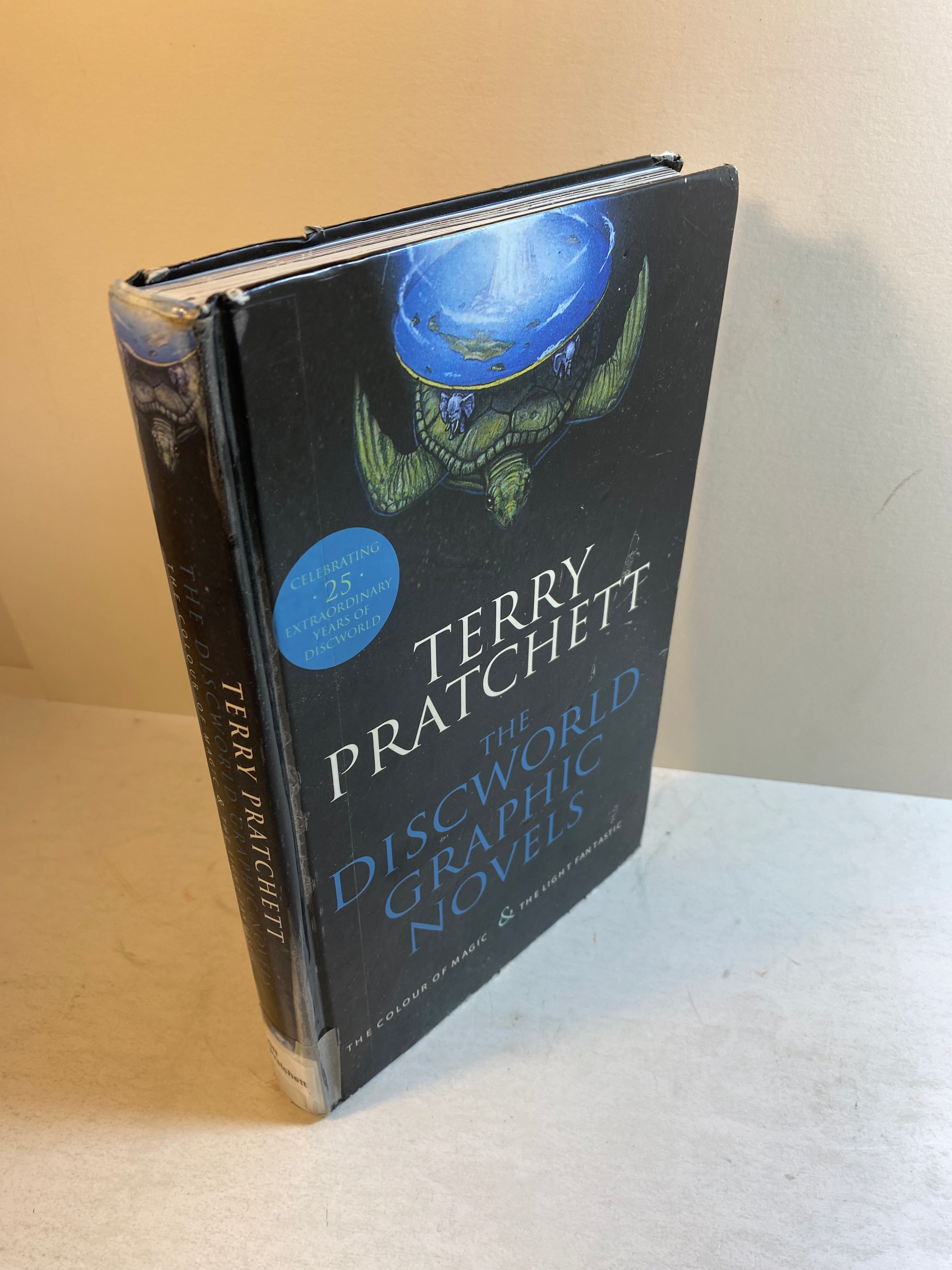 Discworld Graphic Novels Terry Pratchett HC 2008