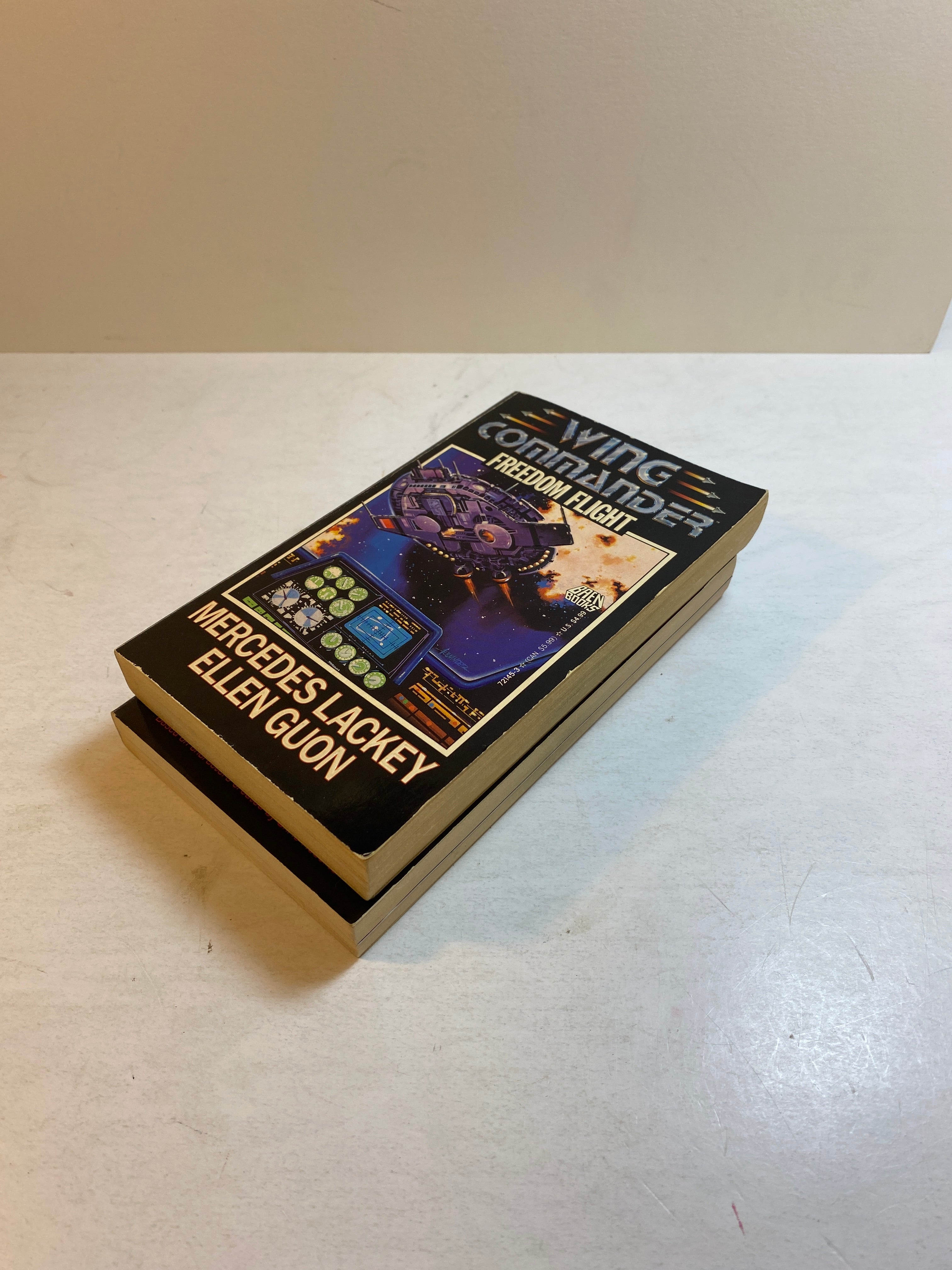 Lot of 2 Wing Commander Paperbacks Freedom Flight 1992-1999