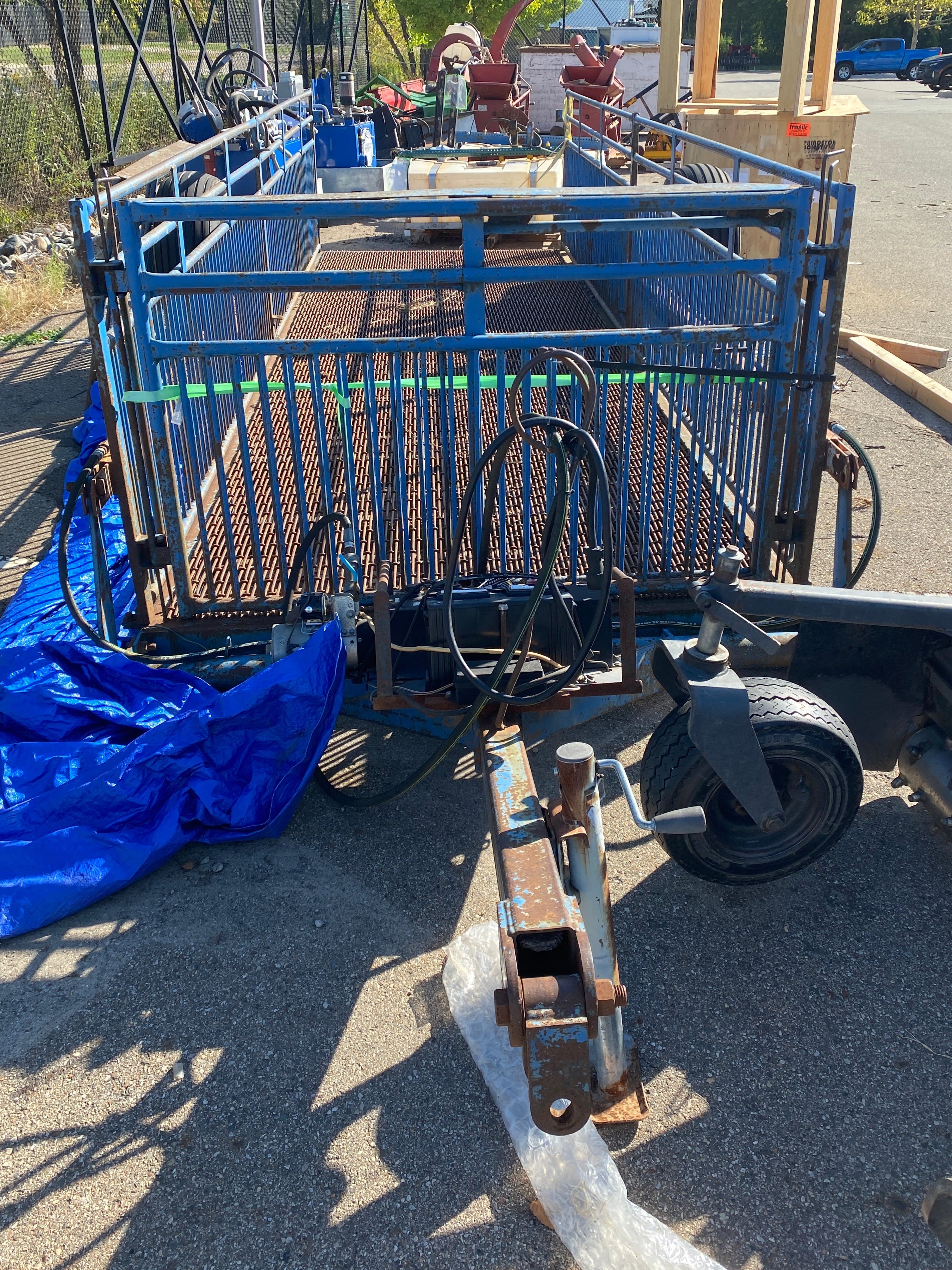 Lifetime Products High-Low Hydraulic Livestock Trailer