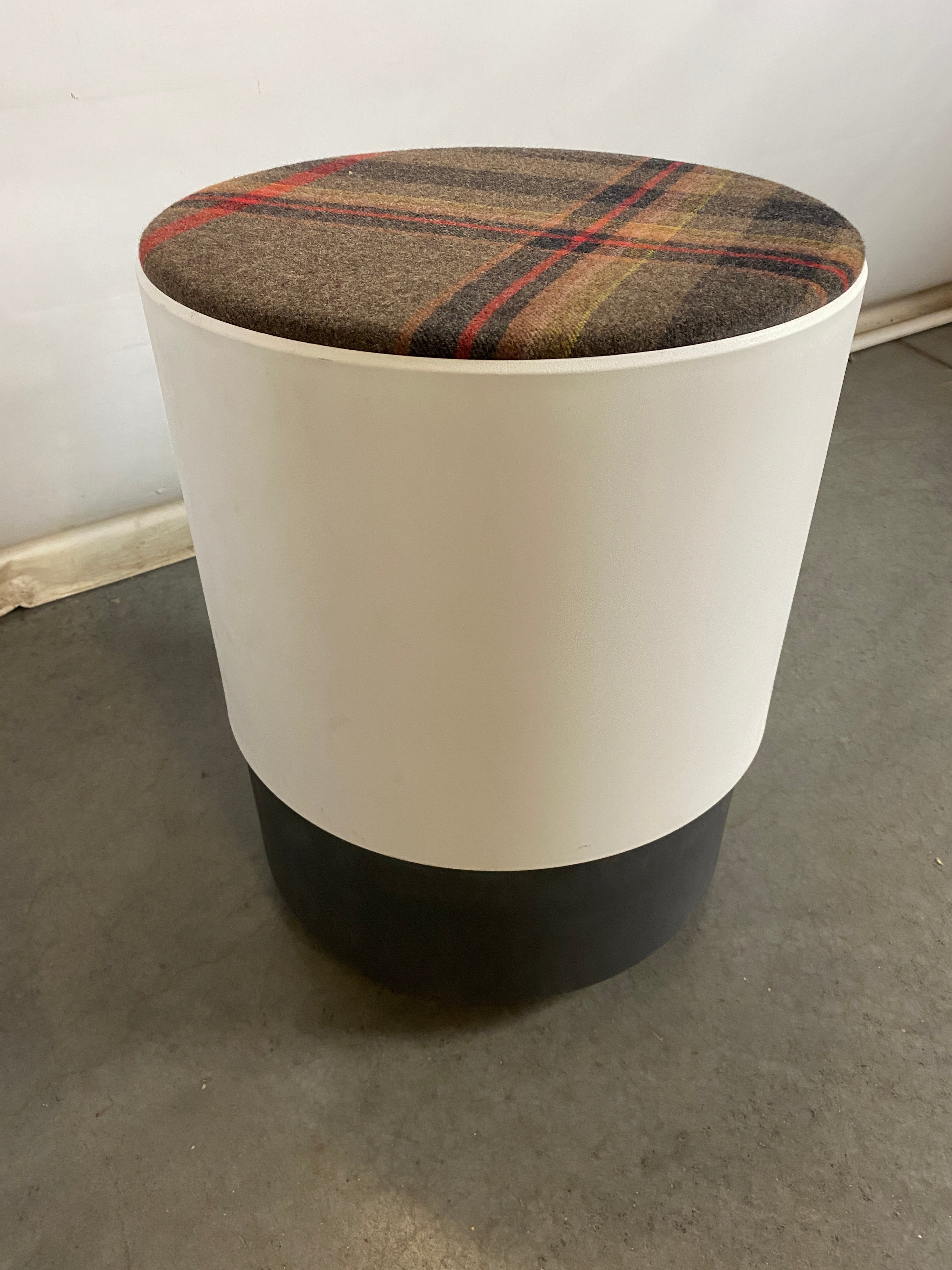 Steelcase White Plaid Turnstone Buoy Task Stool