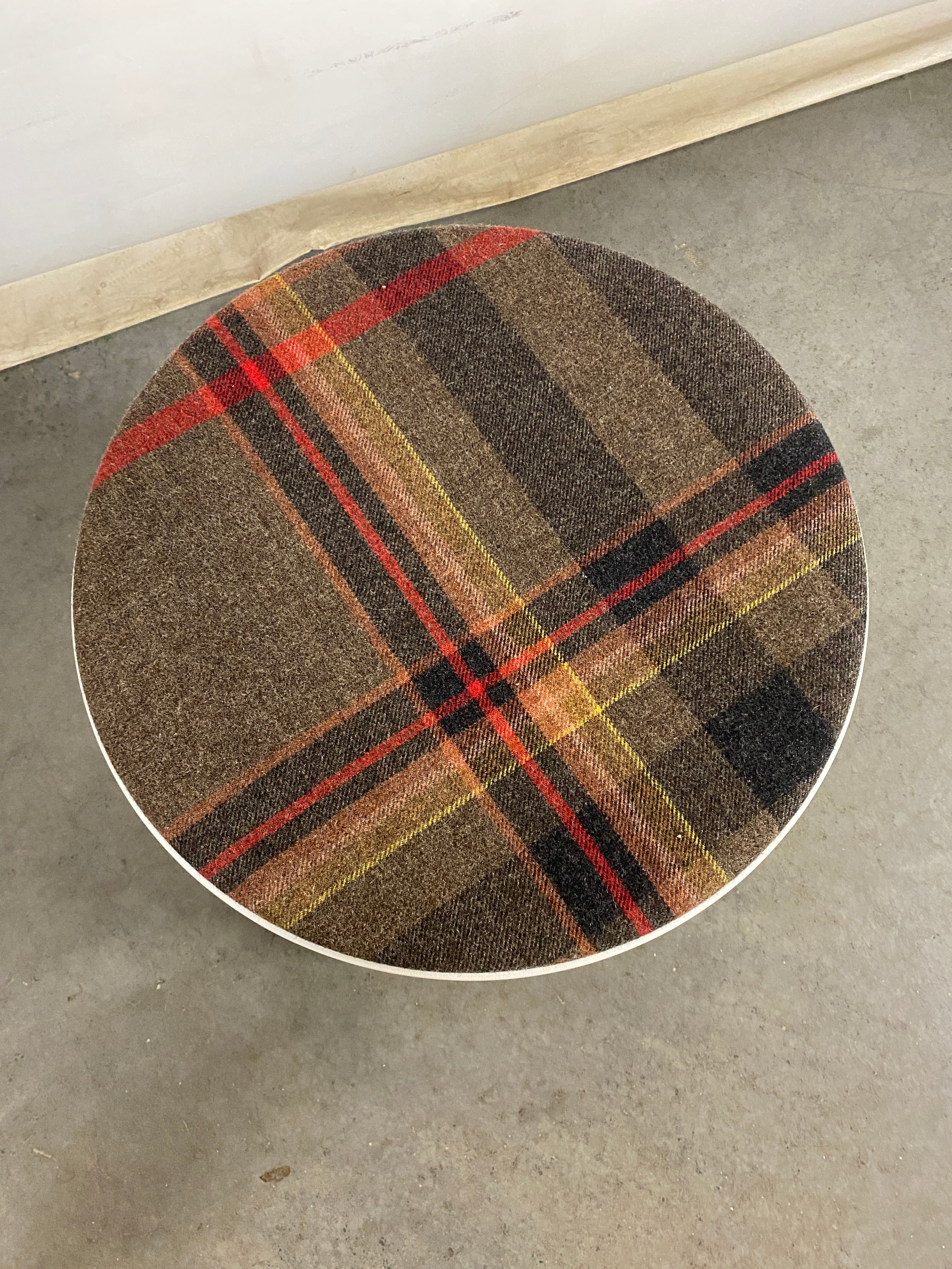 Steelcase White Plaid Turnstone Buoy Task Stool