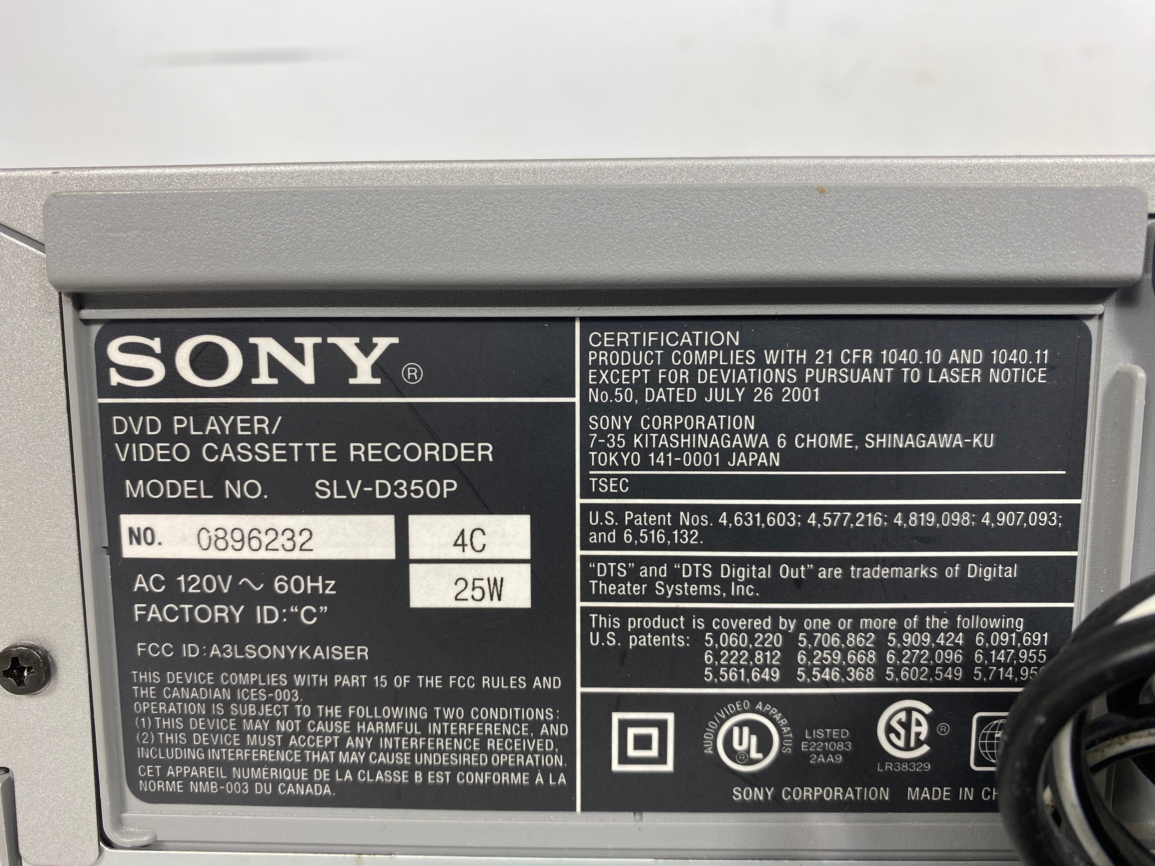 Sony SLV-D350P DVD / VCR Combo