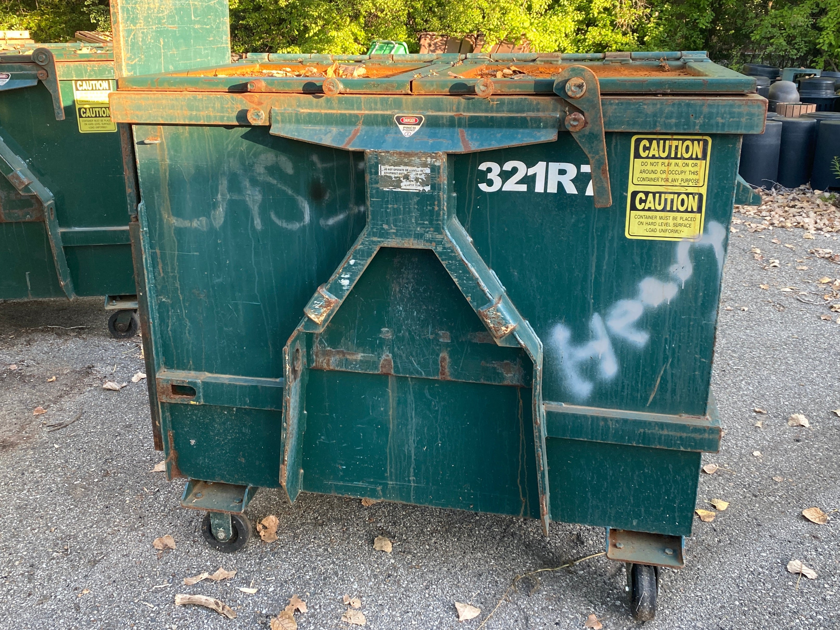 SP Industries #FC150 2 Yard Compactor Unit