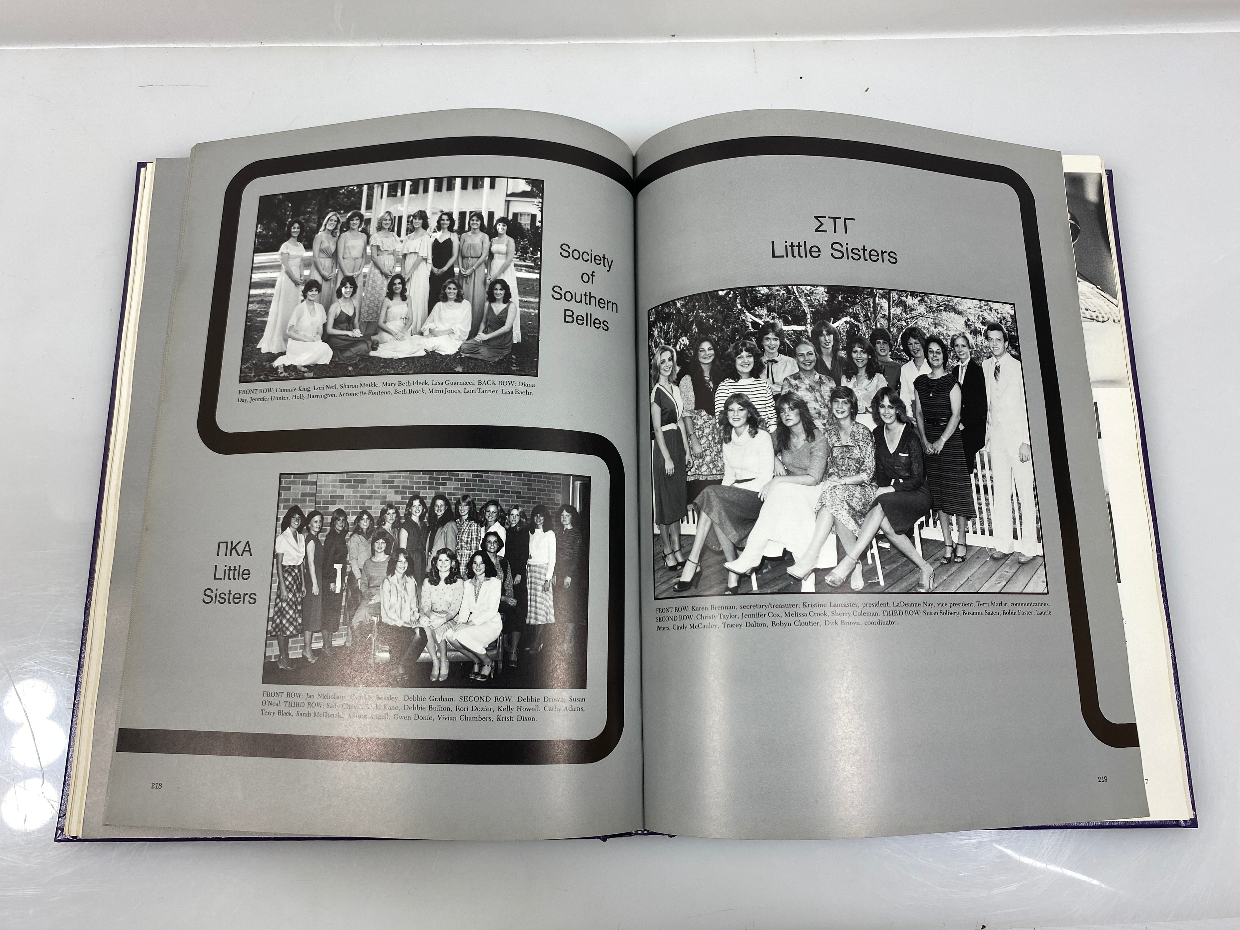 1981 Stephen F. Austin State University Yearbook Nacogdoches, Texas HC