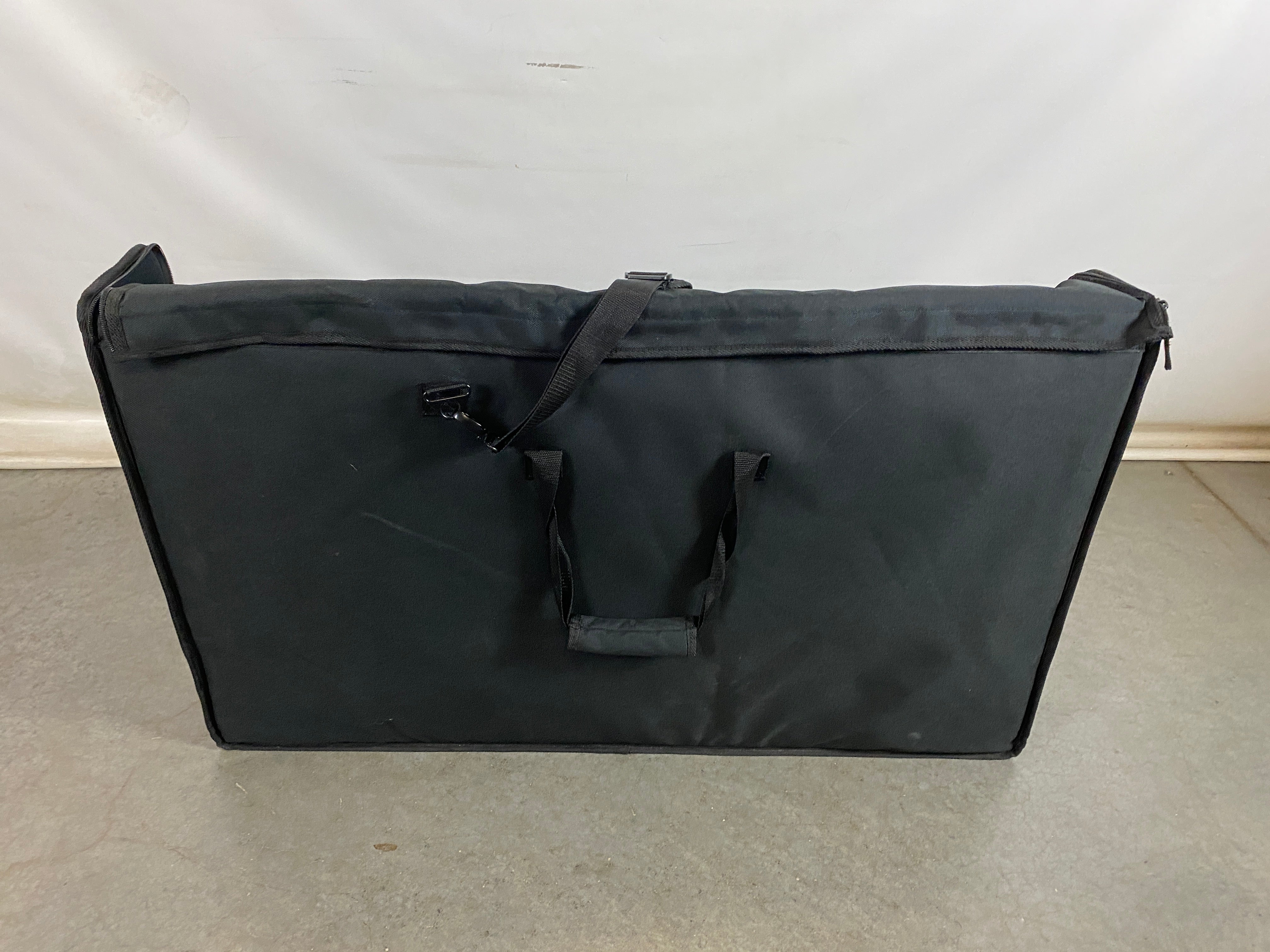 Gator Black Portfolio Travel Case