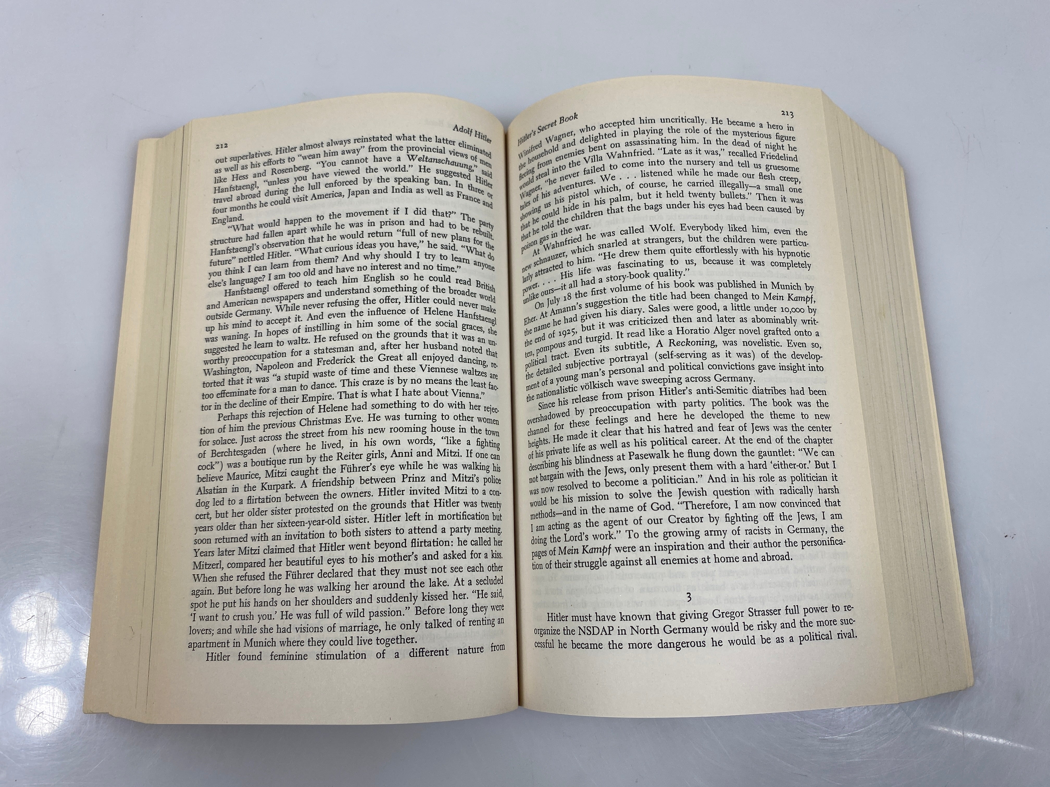The Definitive Biography Adolf Hitler by Toland 1992 SC