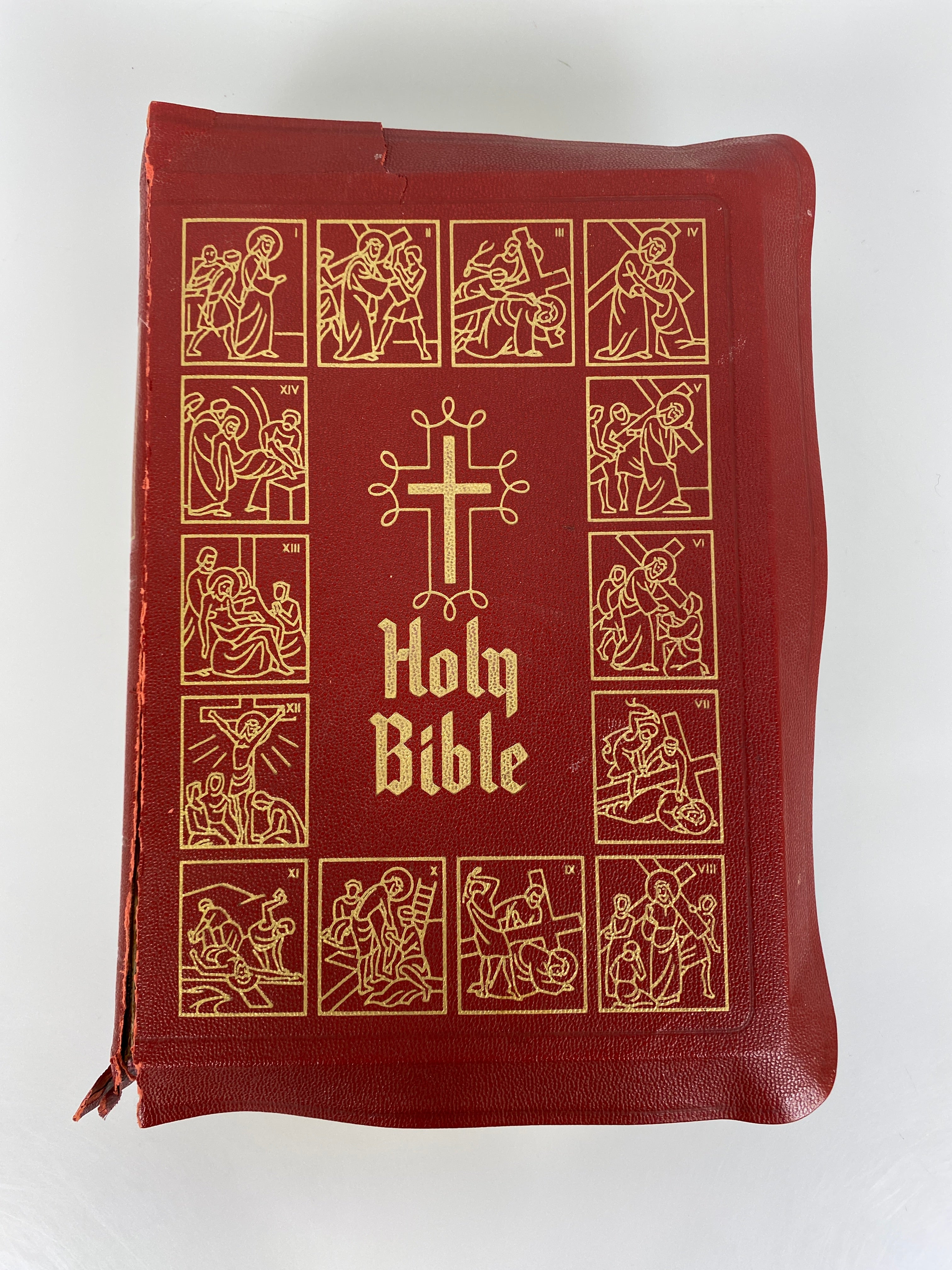 The Holy Bible The Catholic Press 1950 Leatherette Bound