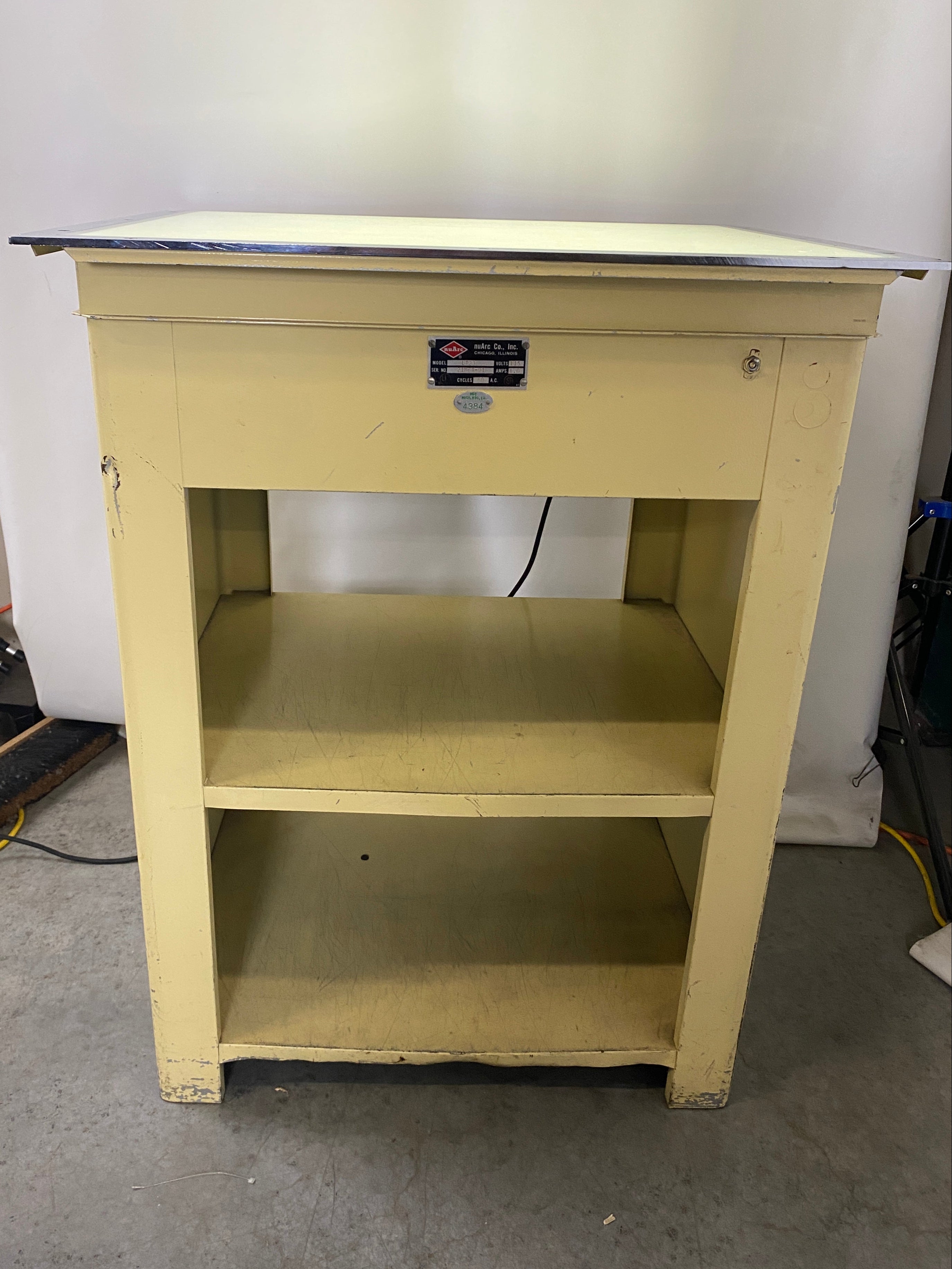 nuArc Light Table Cabinet