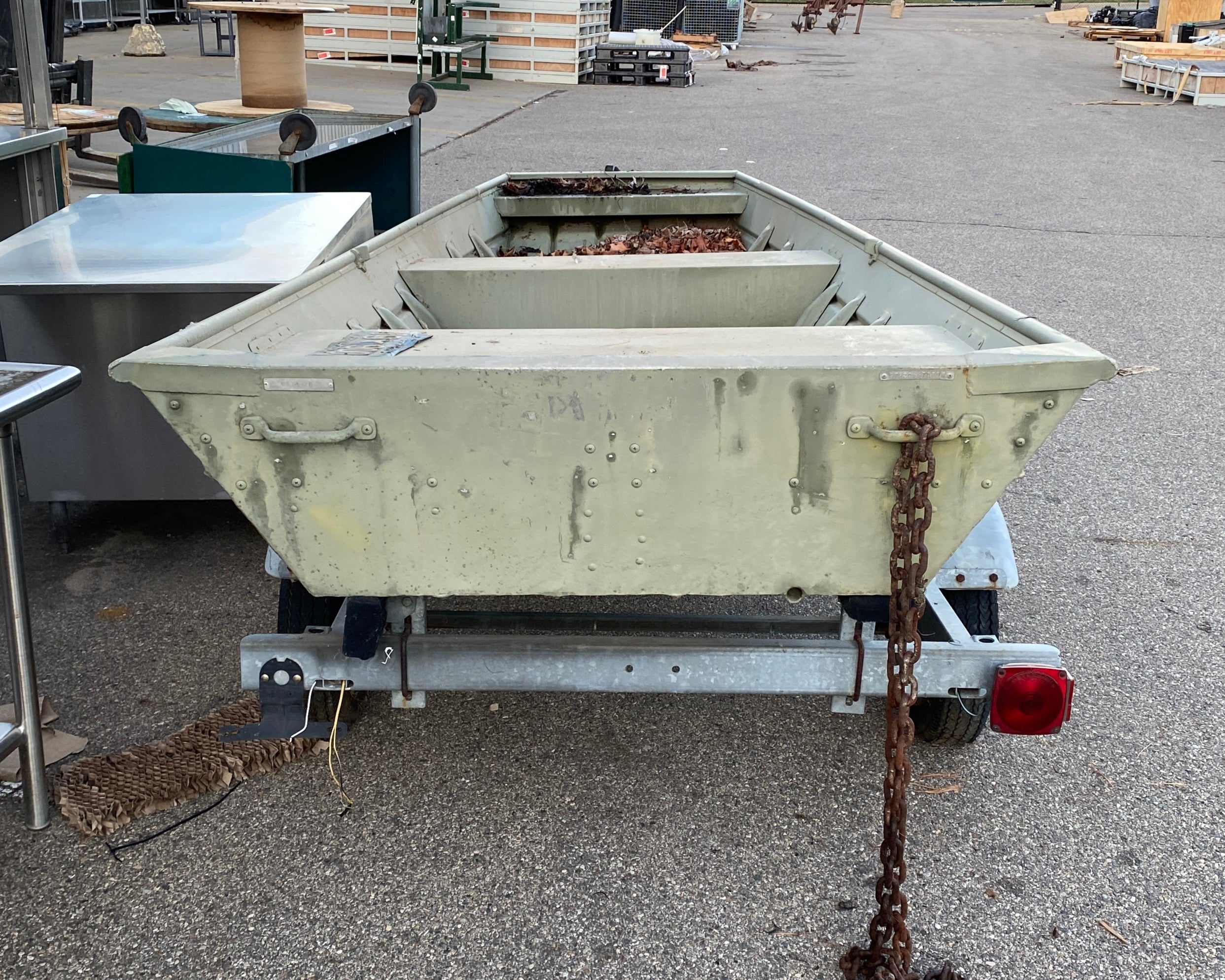 StarCraft Flatbottom Boat w/ Trailer