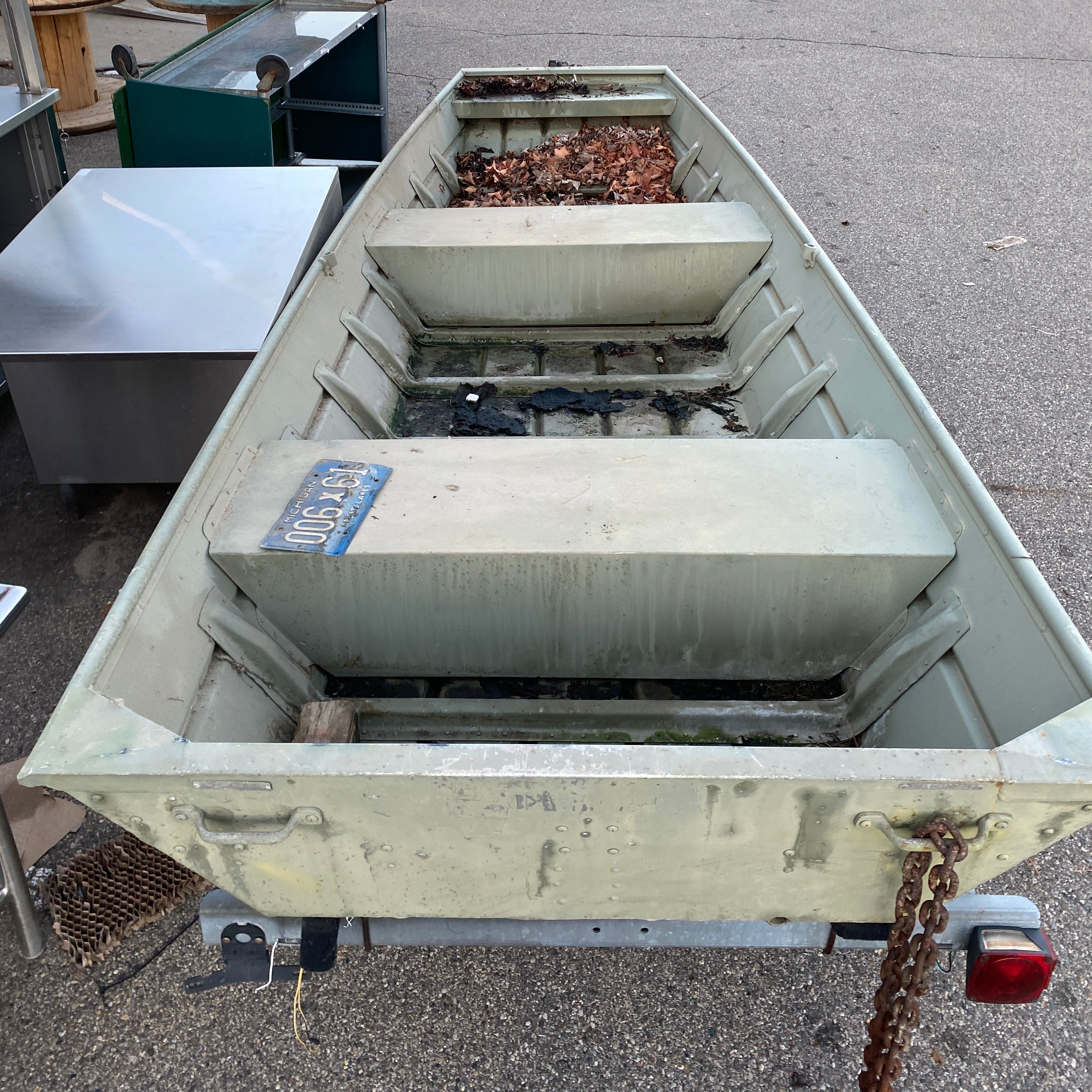 StarCraft Flatbottom Boat w/ Trailer