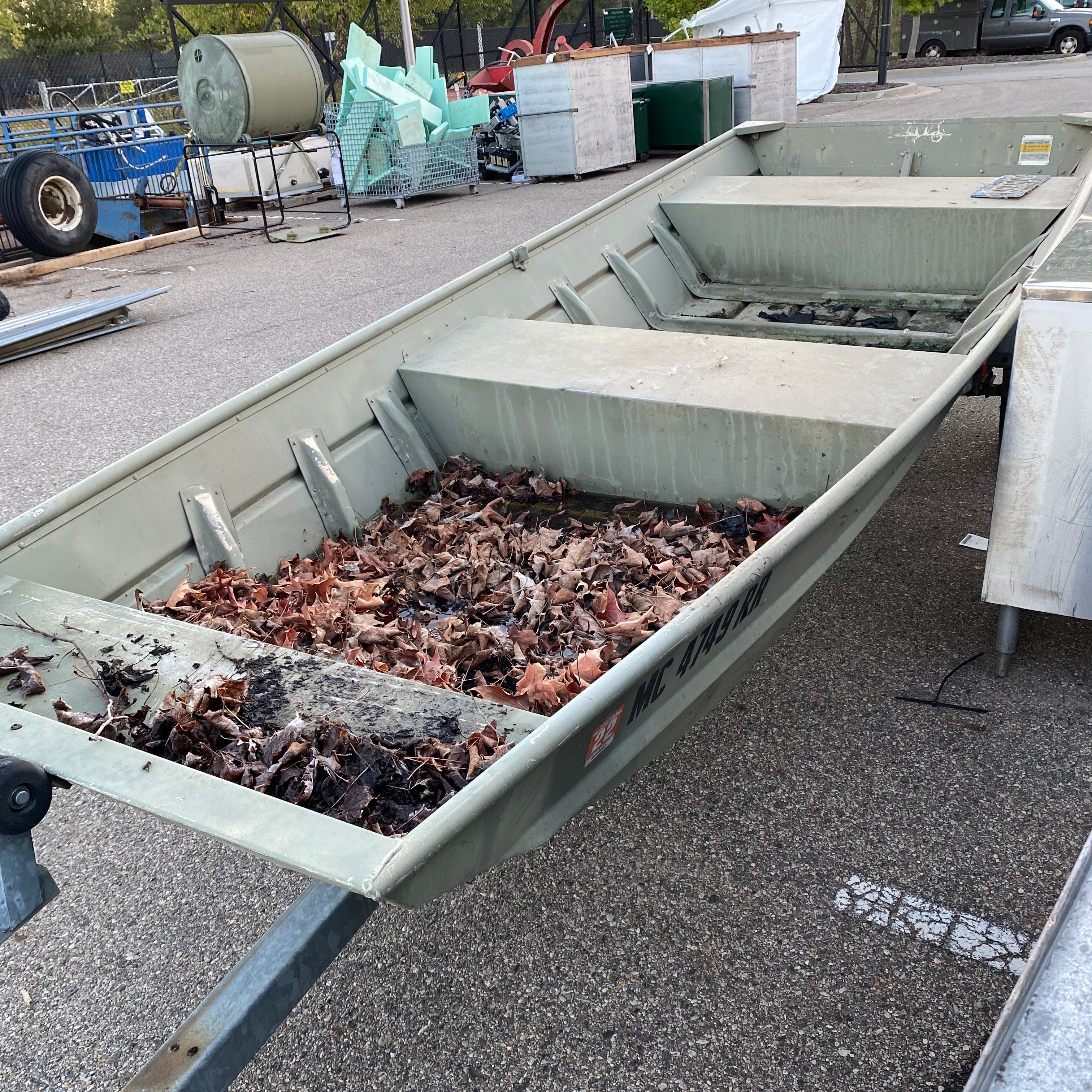 StarCraft Flatbottom Boat w/ Trailer