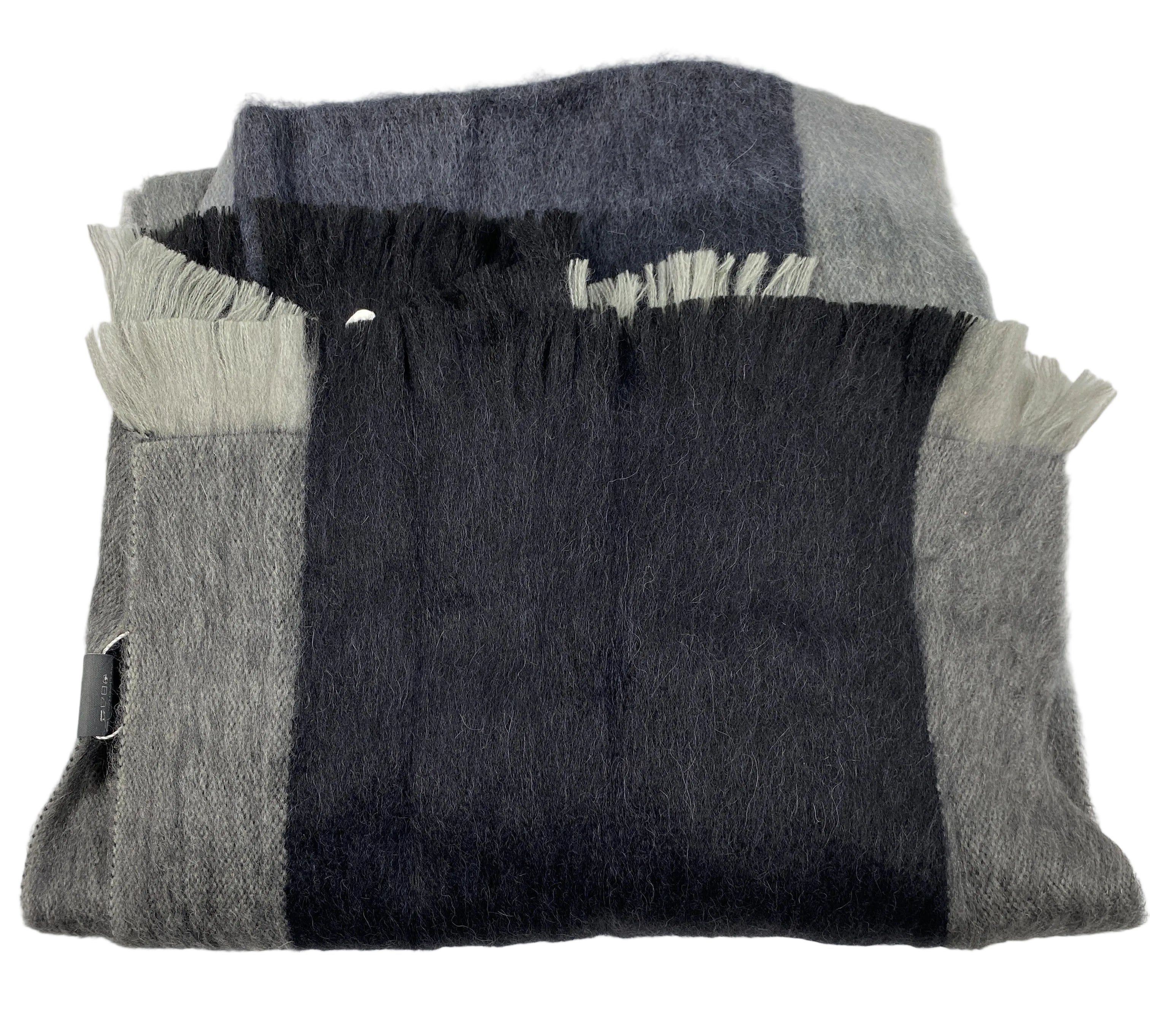 Shupaca Alpaca Plaid Steel Scarf