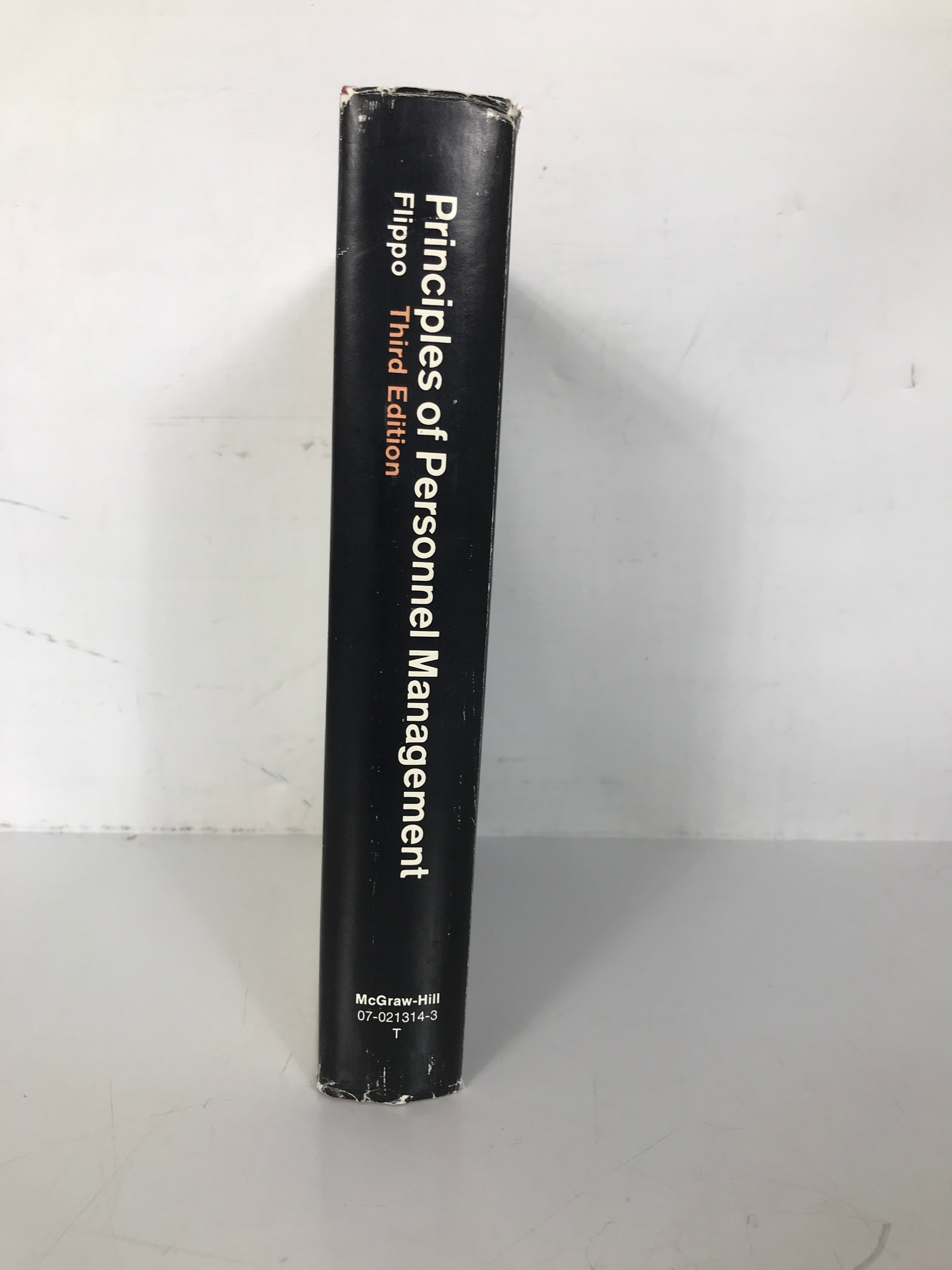 Principles of Personnel Management by Edwin Flippo Third Edition 1971 HC DJ