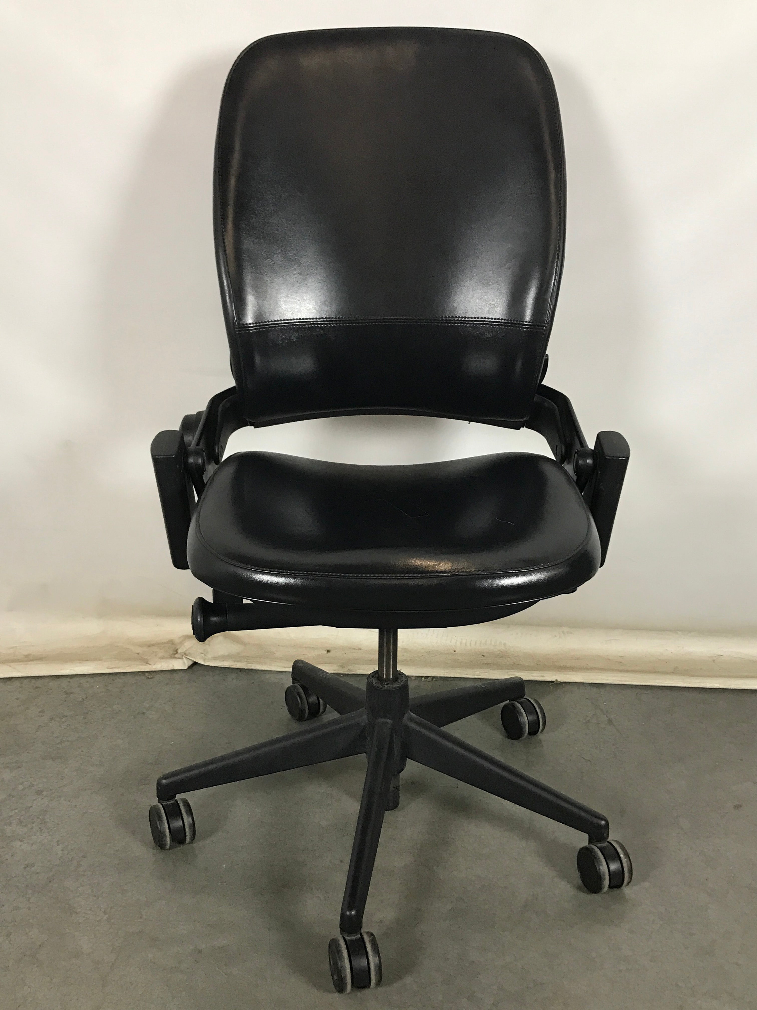 Steelcase Leap Adjustable Rolling Office Chair - Short