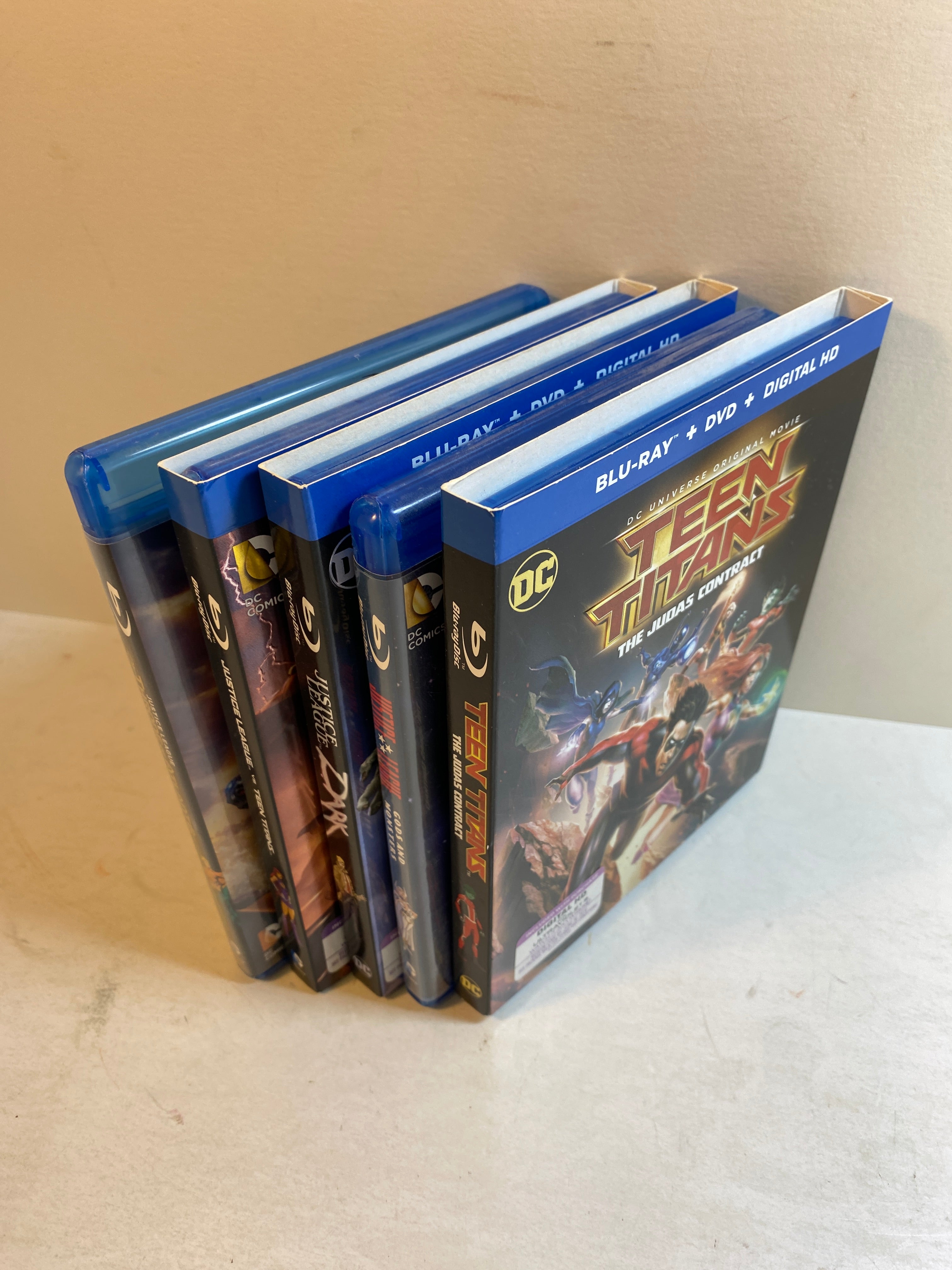 Lot of 5 DC Justice League Teen Titans Blu Ray 2014-2019