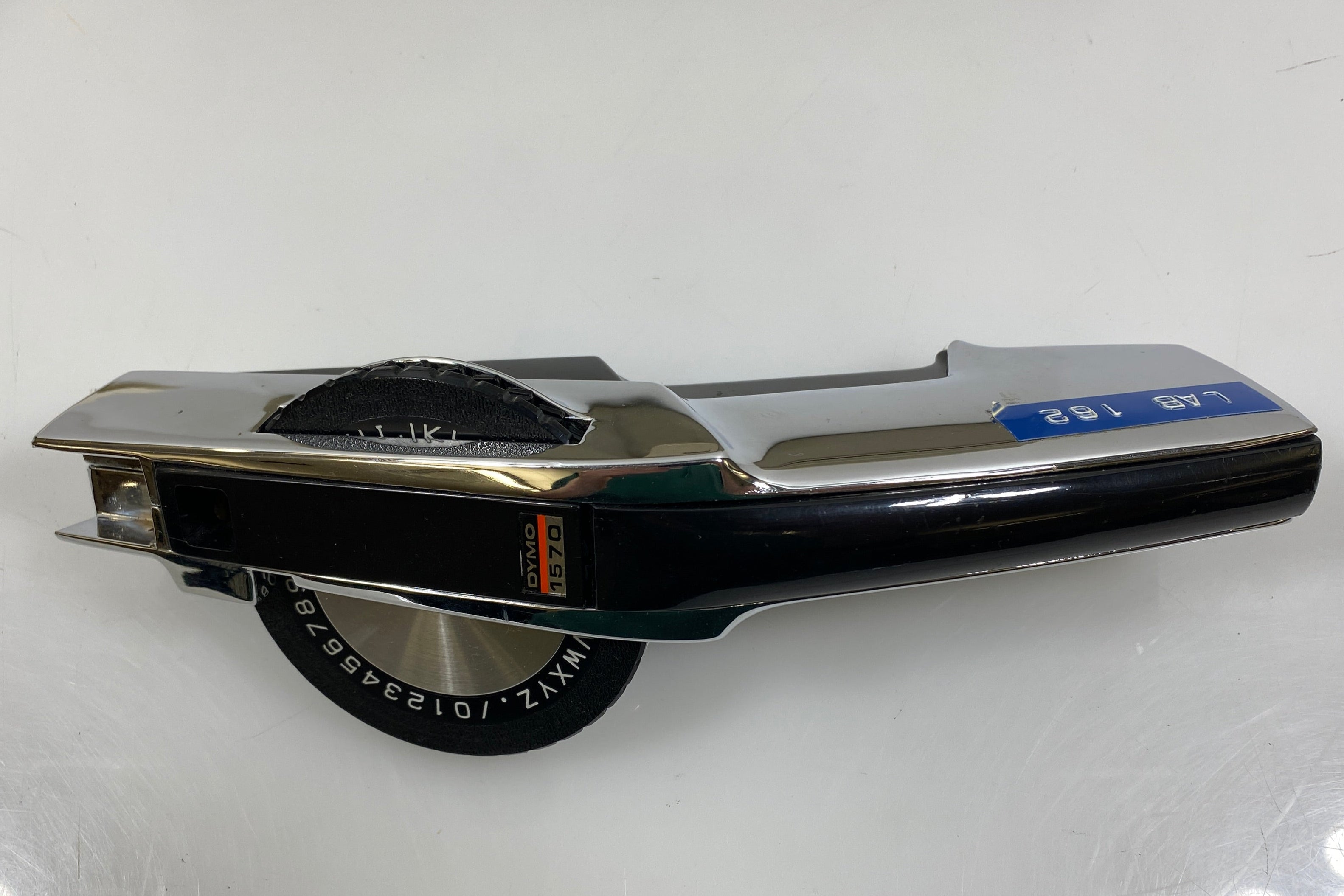 Dymo 1570 Embossing Label Maker Kit