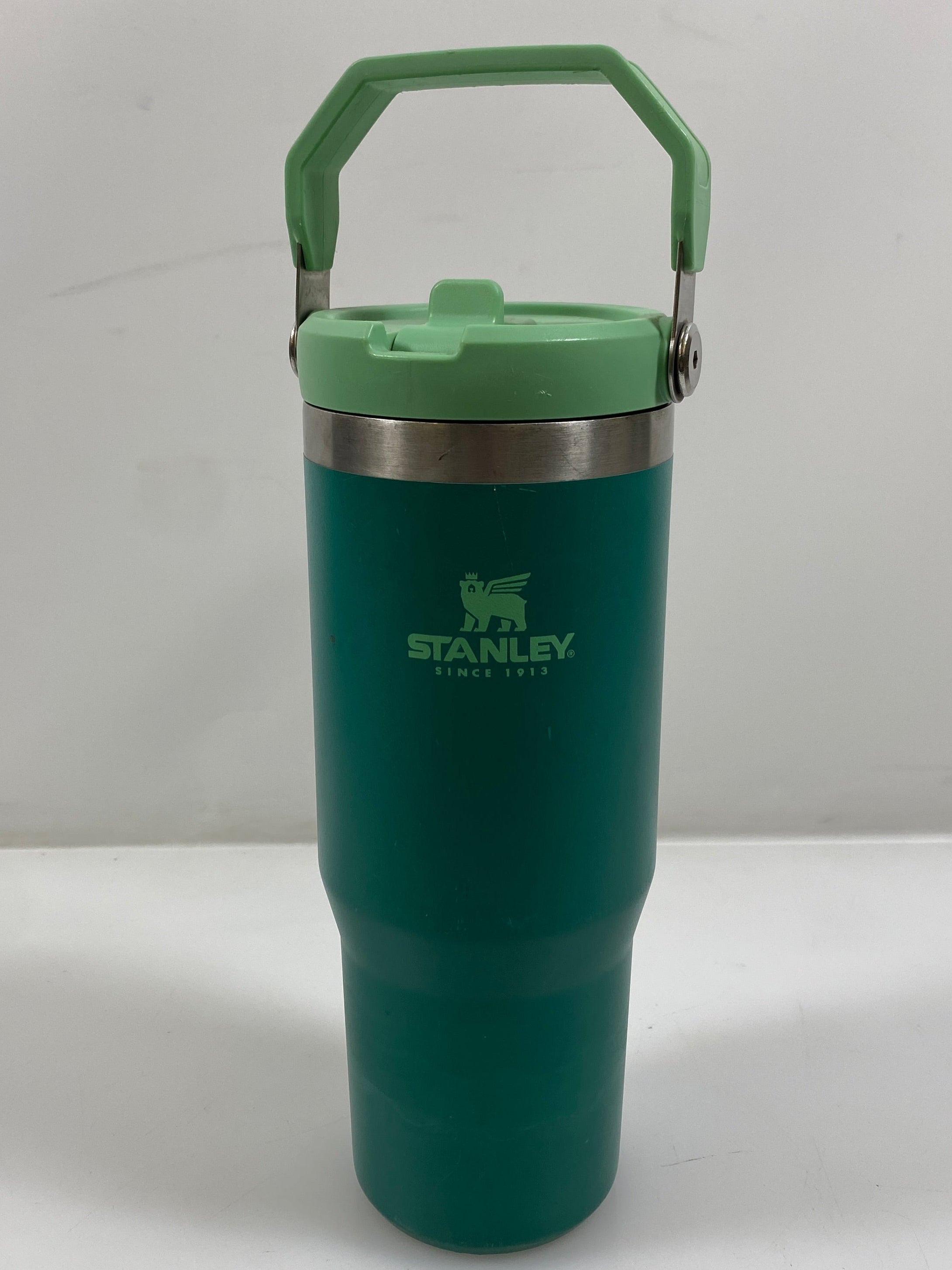 Stanley Green IceFlow Flip Straw Tumbler 30oz