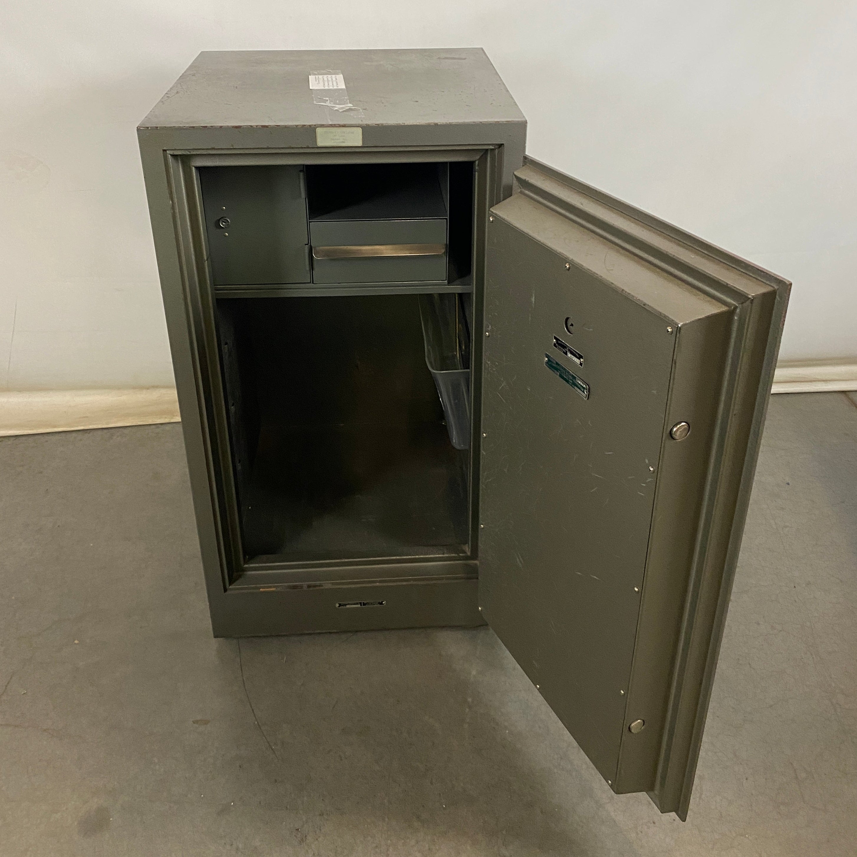 Diebold Incorporated Steel Combination Safe