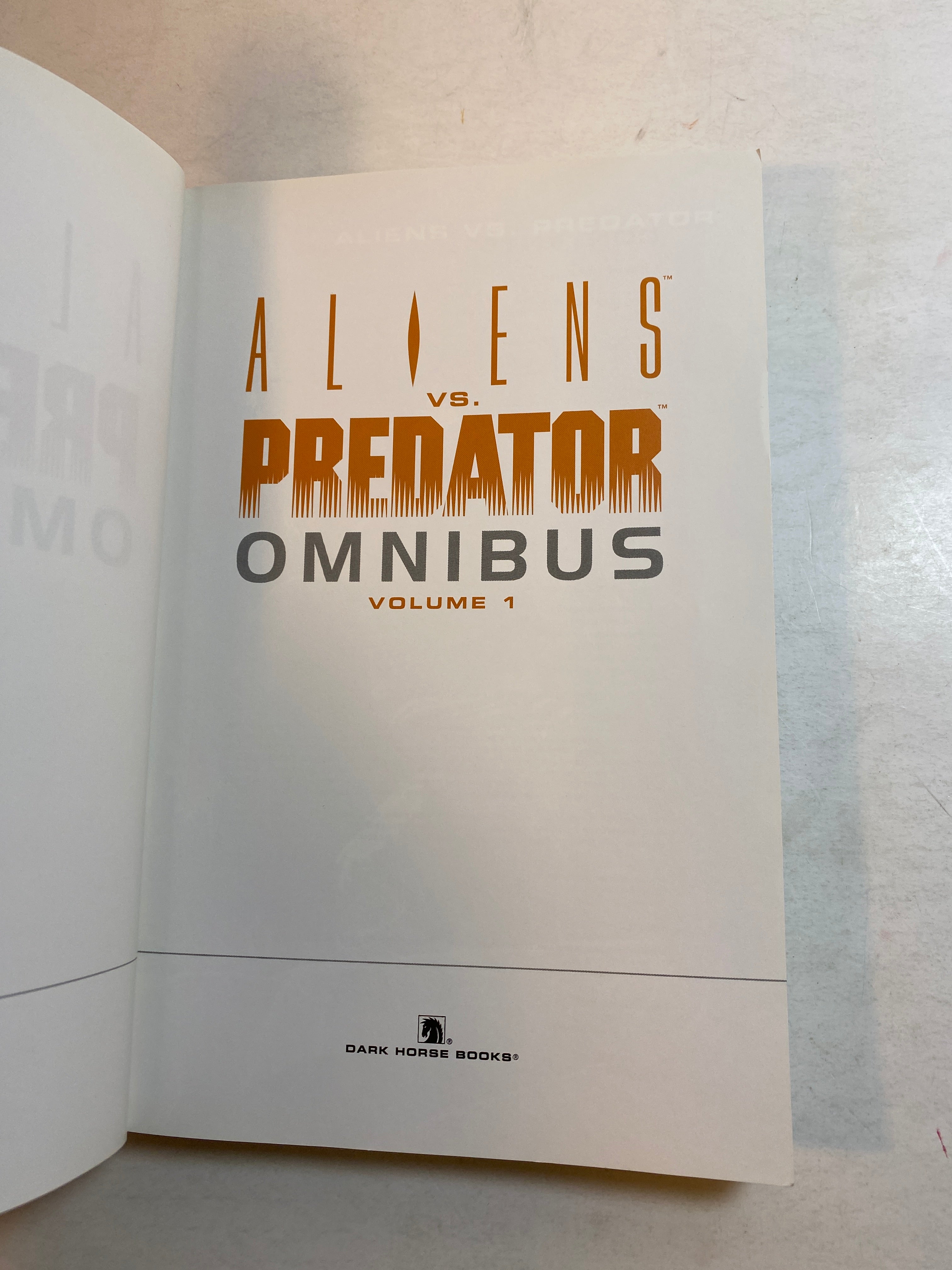 Aliens Vs Predator Omnibus Volume 1 Dark Horse 2007