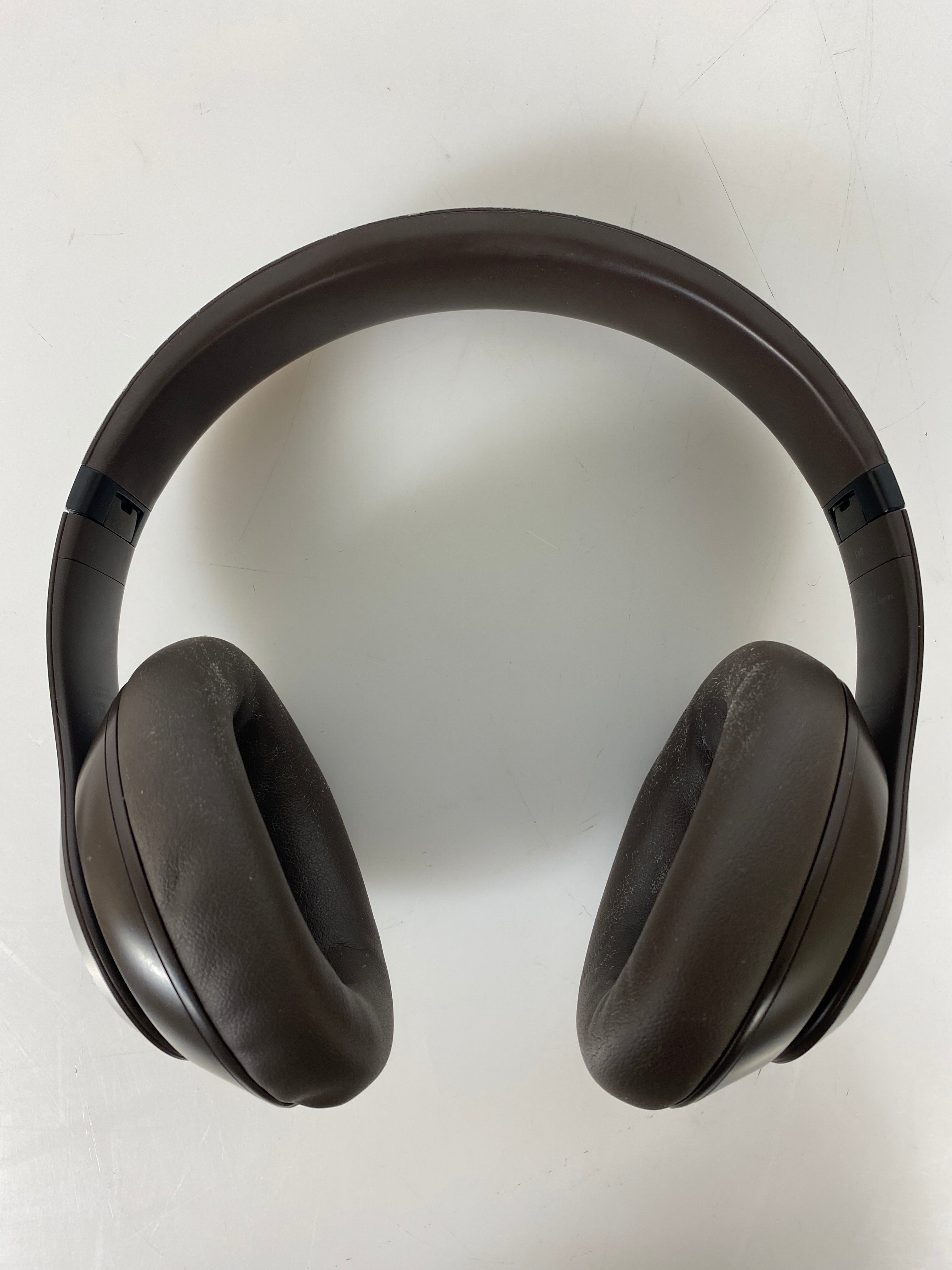 Beats Studio Pro Headphones - Deep Brown