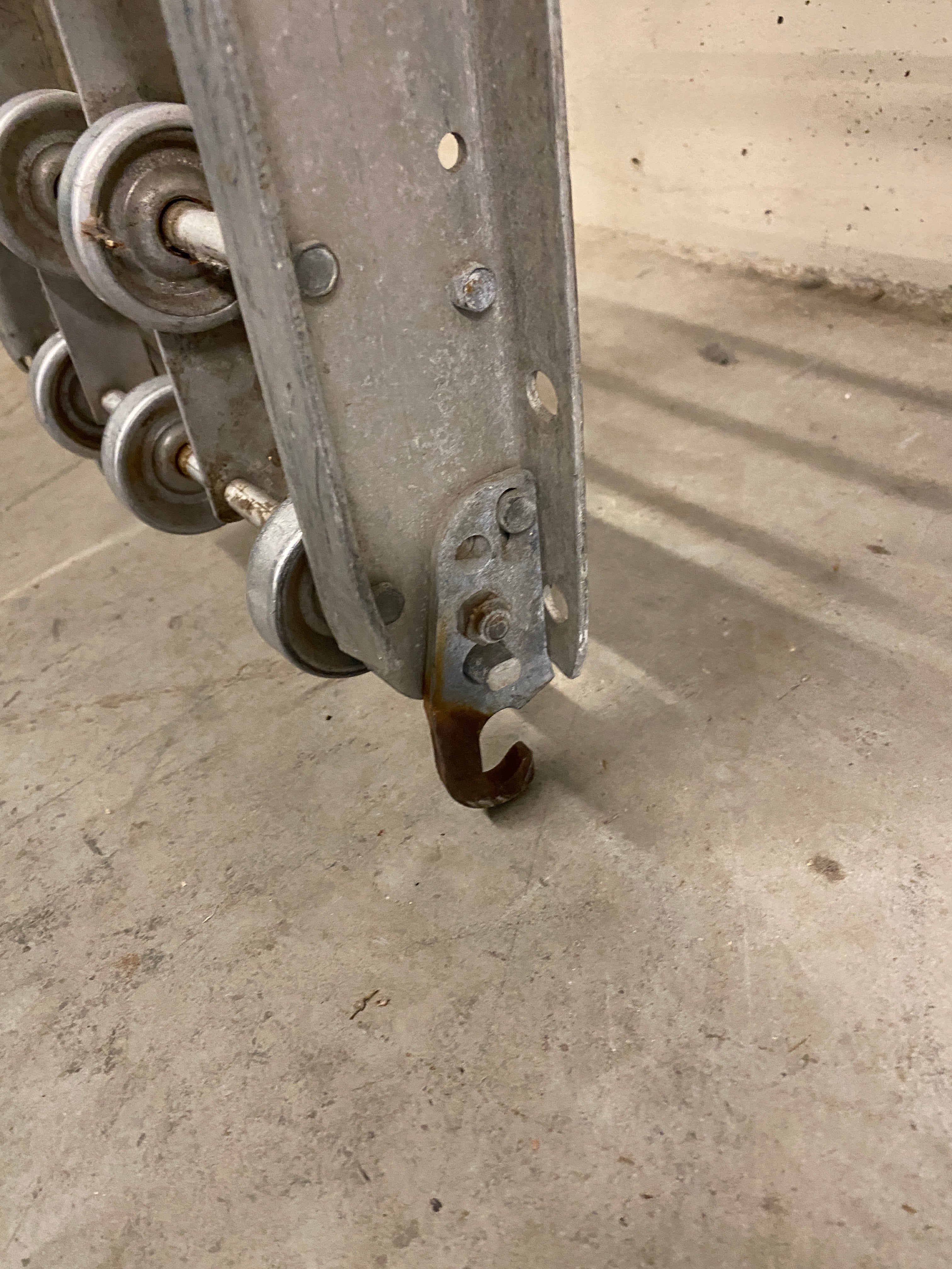 Rapistan Gravity - Wheel Conveyor