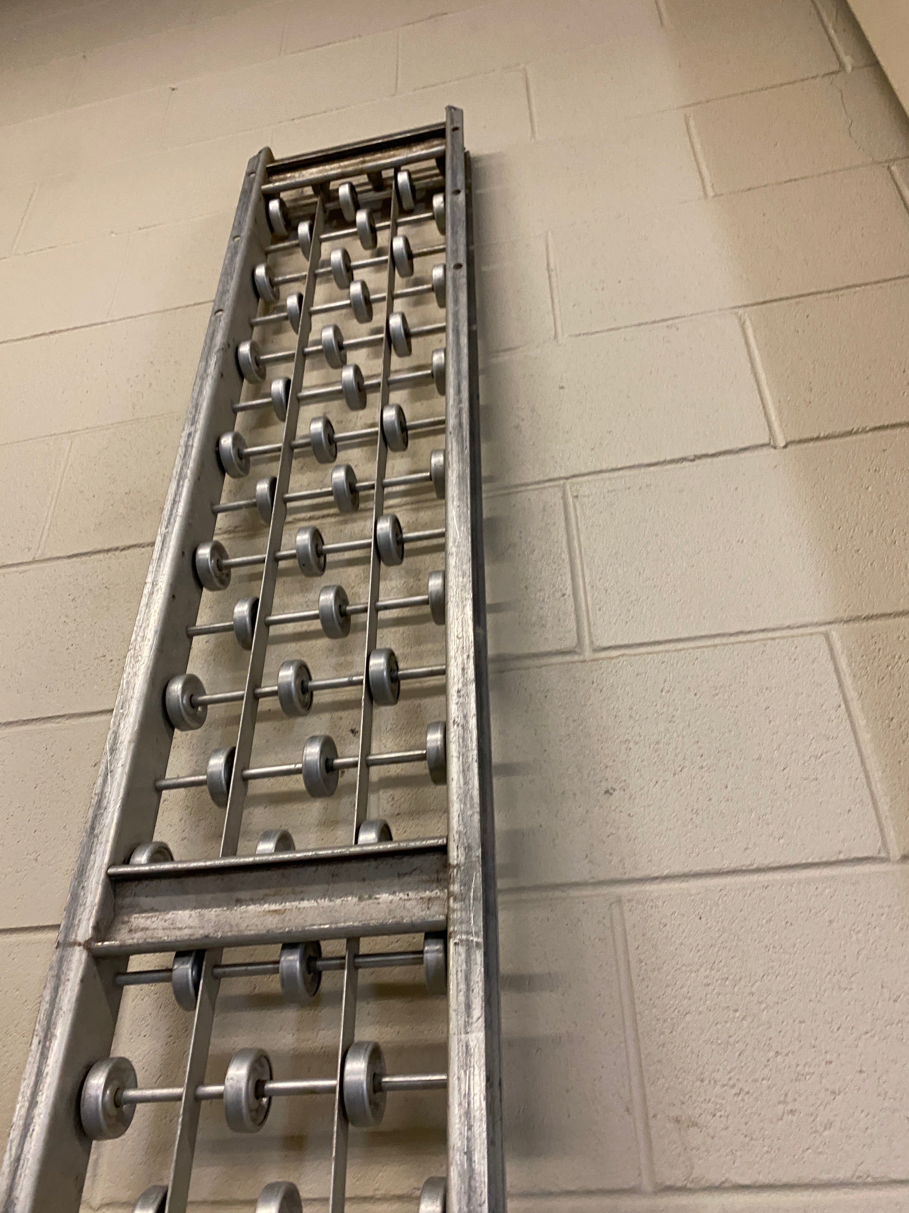 Rapistan Gravity - Wheel Conveyor