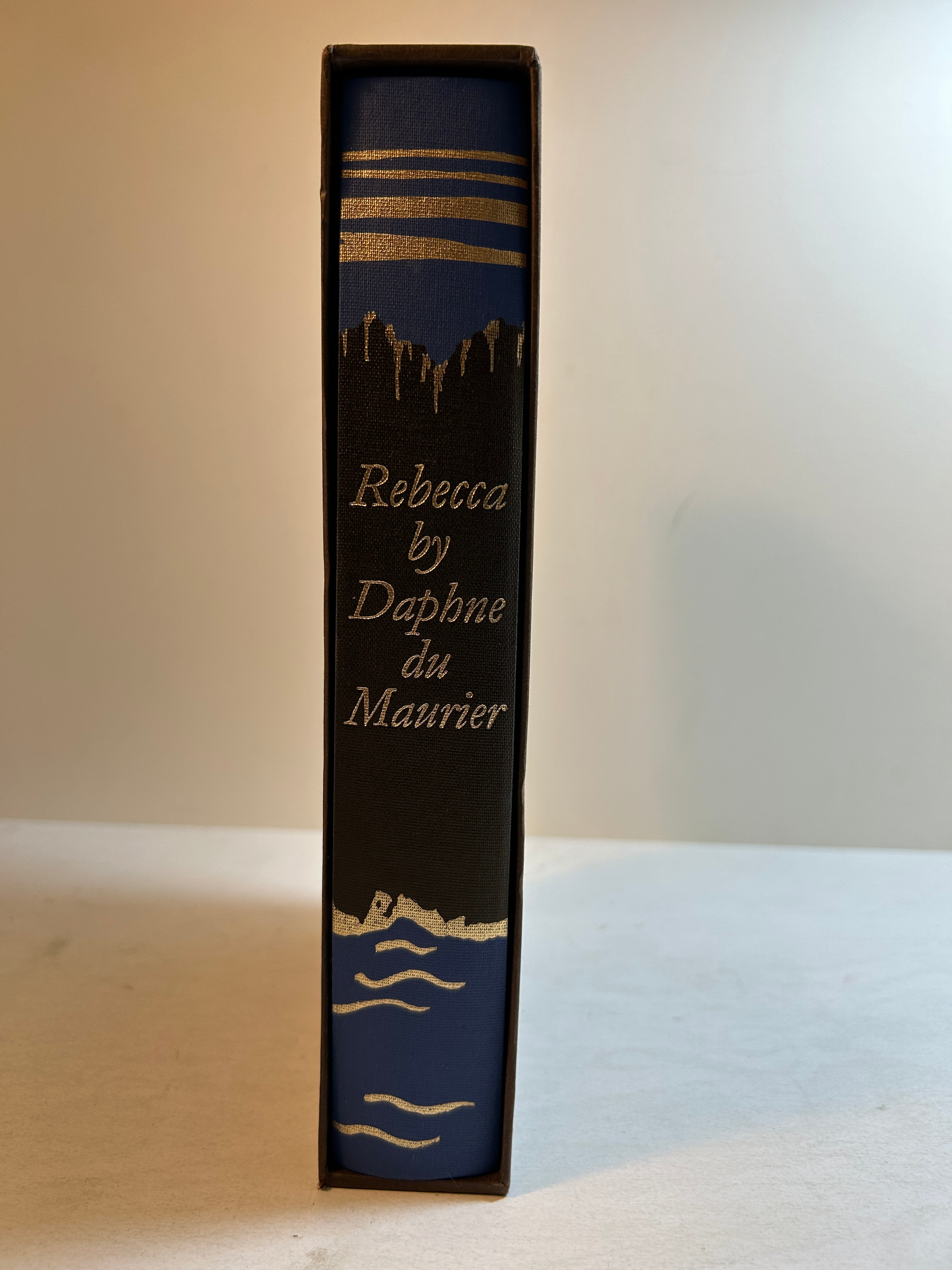 Rebecca by Daphne du Maurier Folio Society w/slipcase 2006 HC