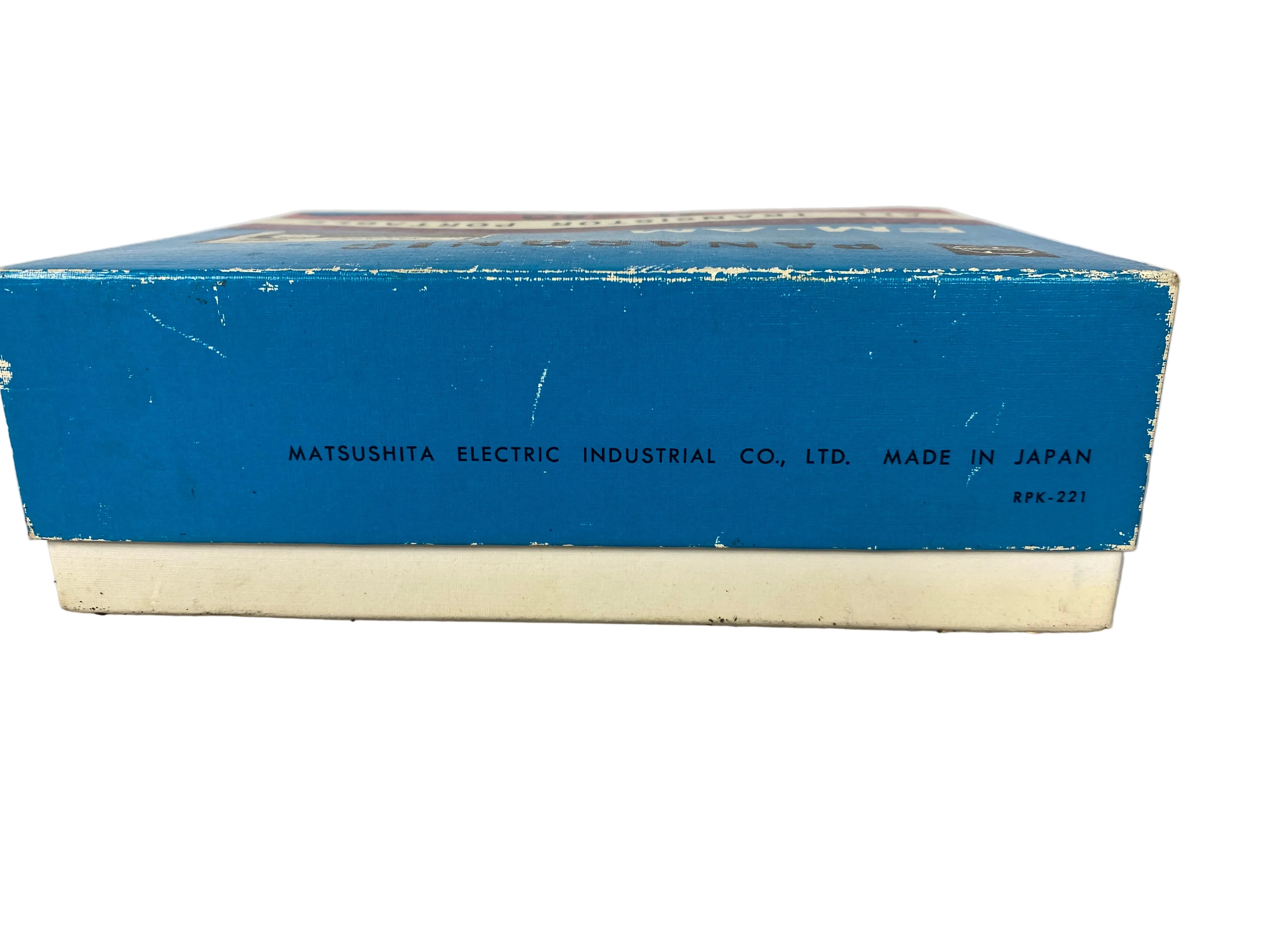 Panasonic RF-680 FM-AM All Transistor Portable Radio