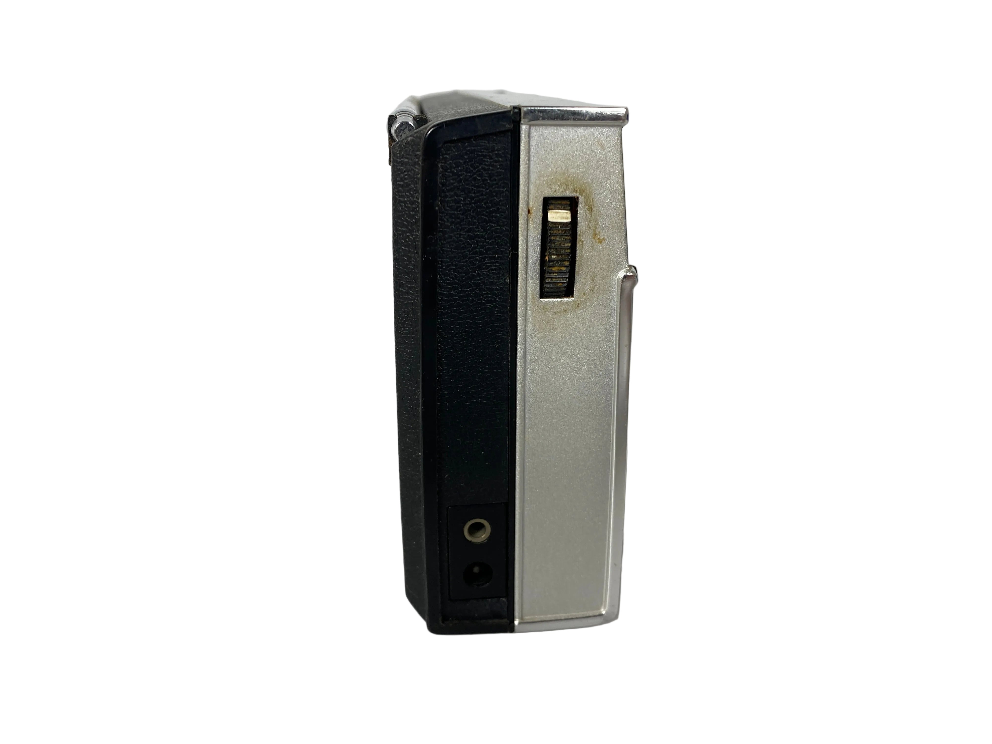 Panasonic RF-680 FM-AM All Transistor Portable Radio