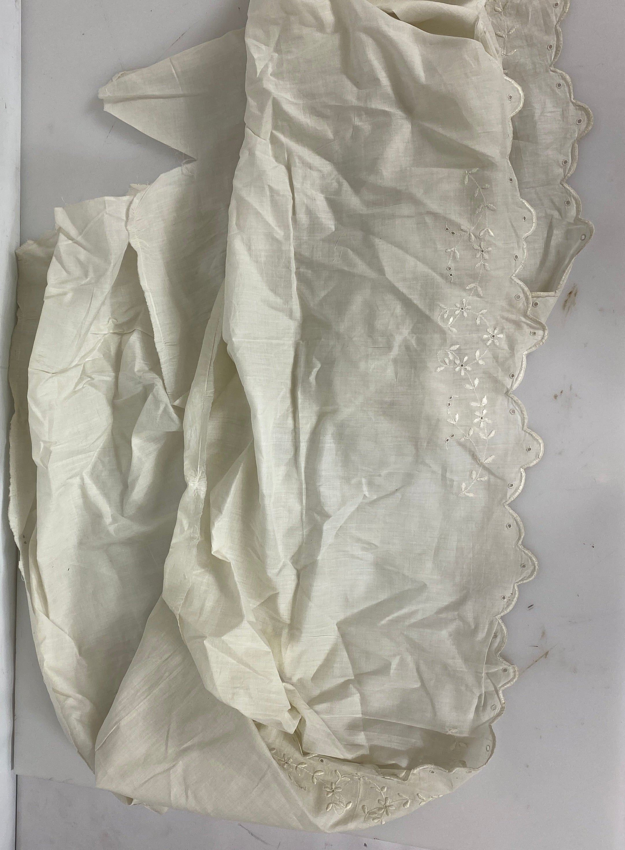 Vintage 1880s White Linen Embroidered Flounce