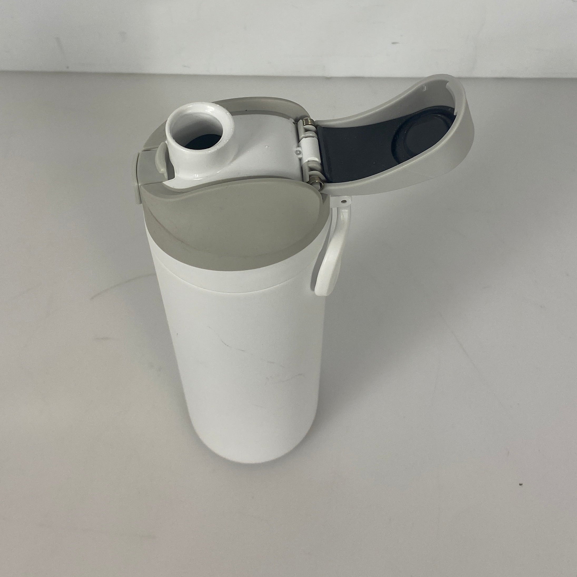 Hydrapeak Sport White 26oz Water Bottle