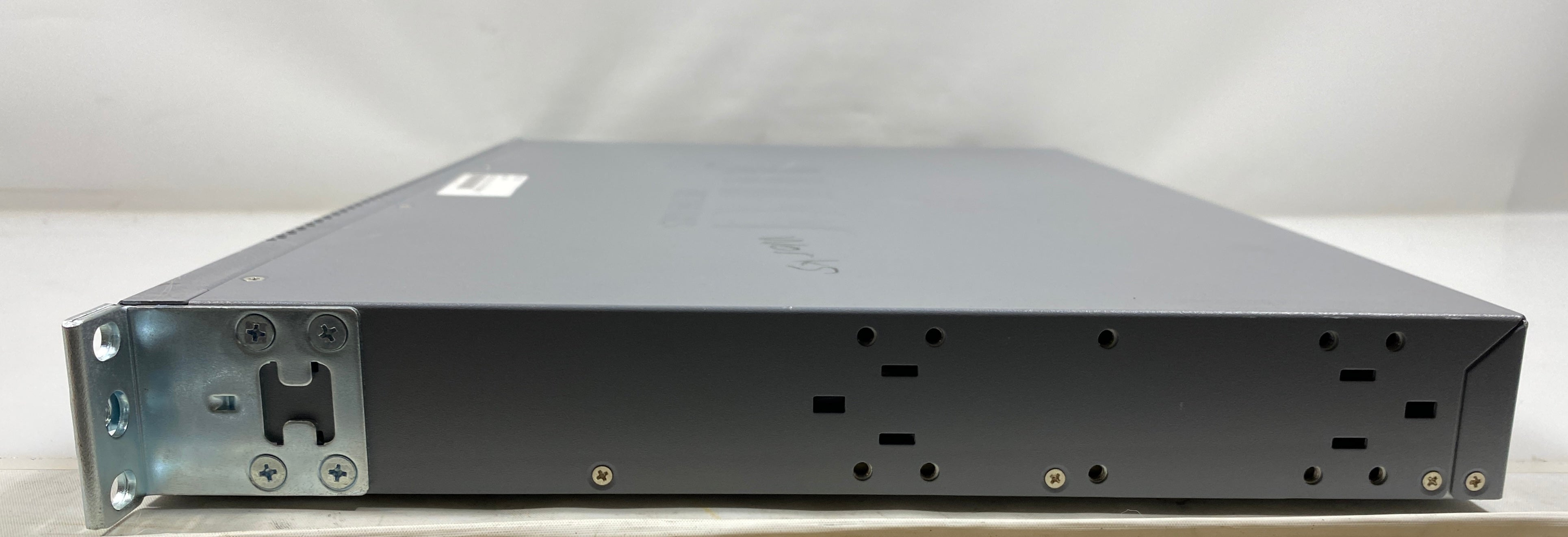 Juniper Networks EX3300-24P Ethernet Switch PoE+