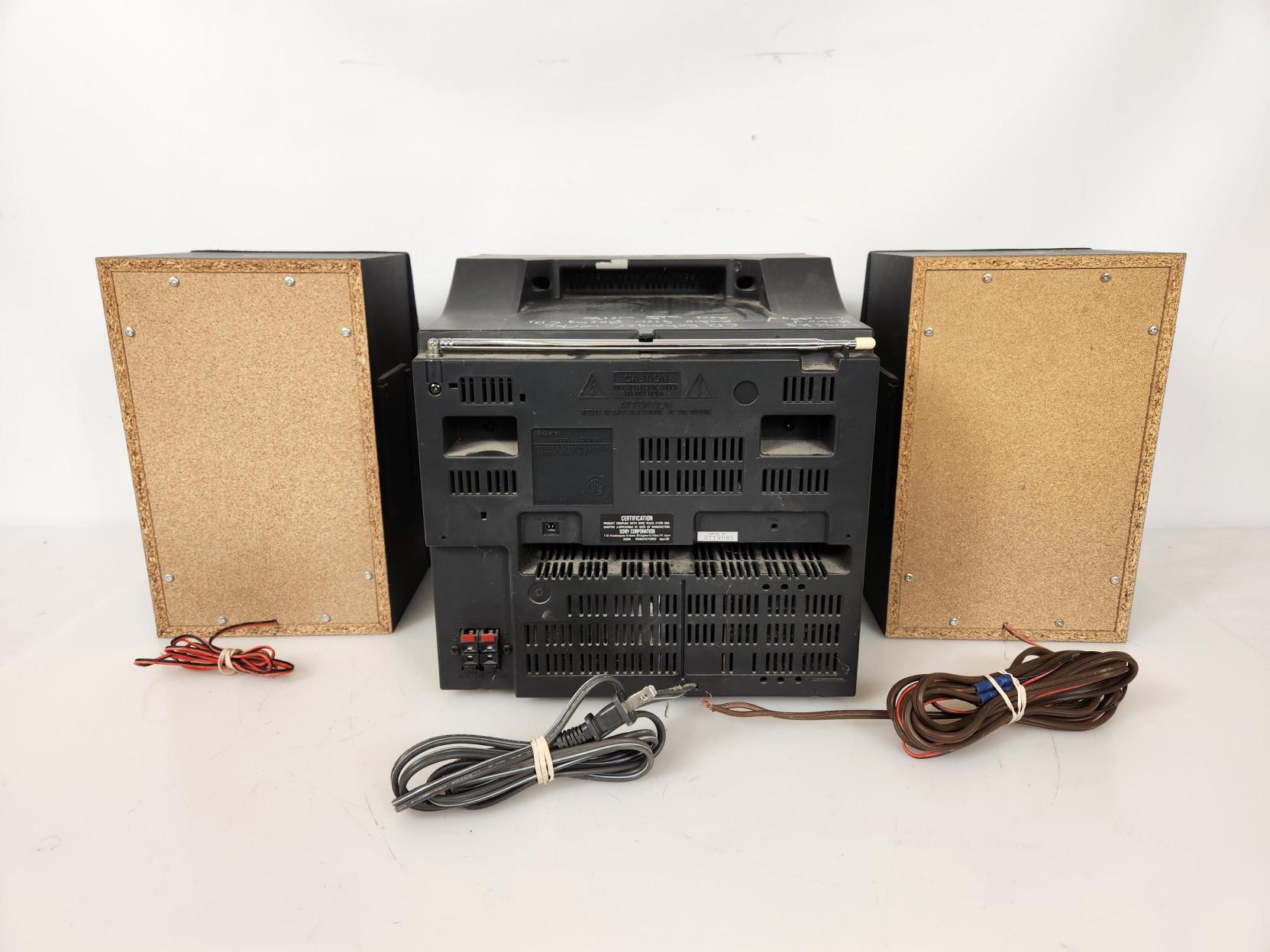 Sony CFD-646 3-Disc CD Changer Boombox