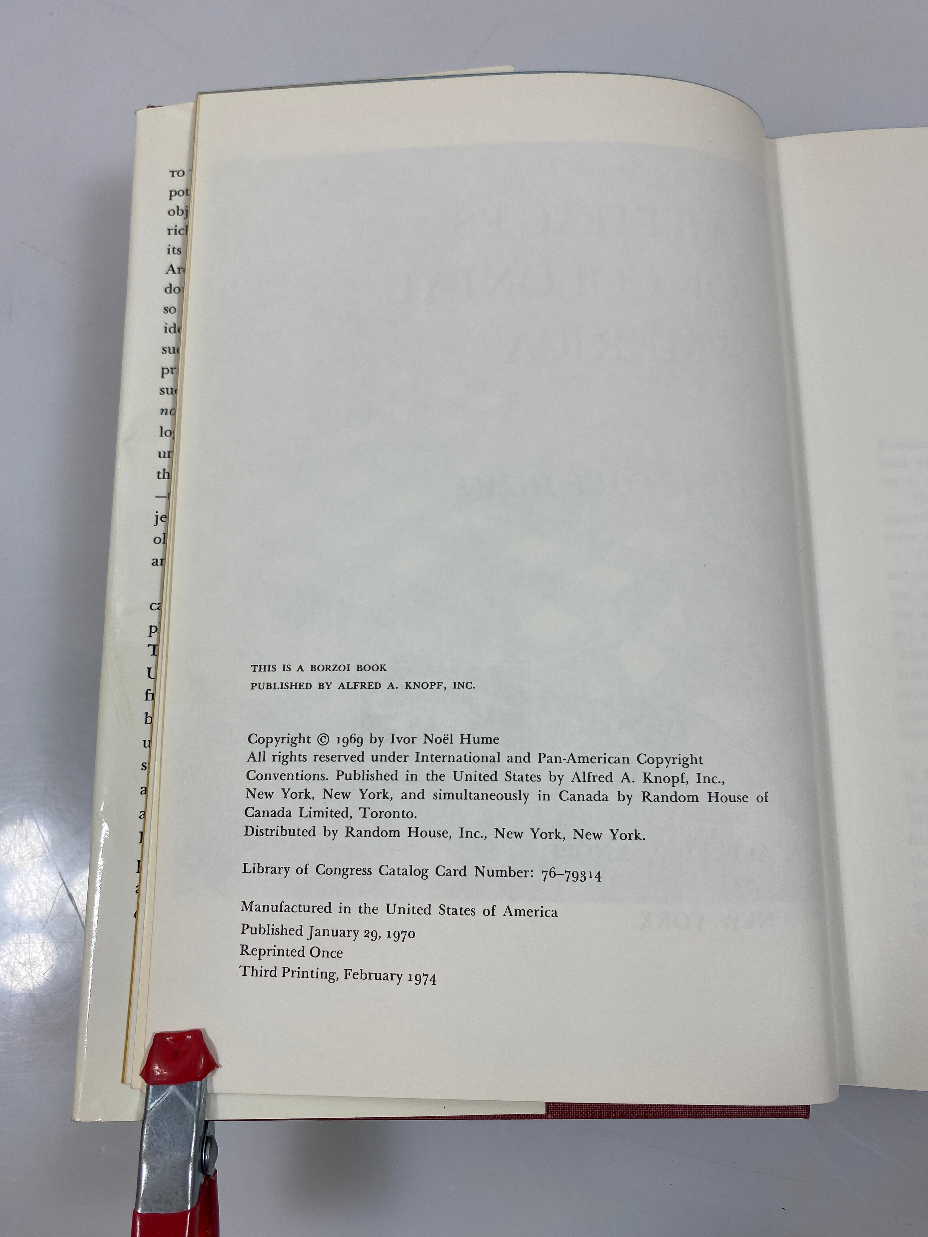 A Guide to Artifacts of Colonial America by Hume 1974 HCDJ