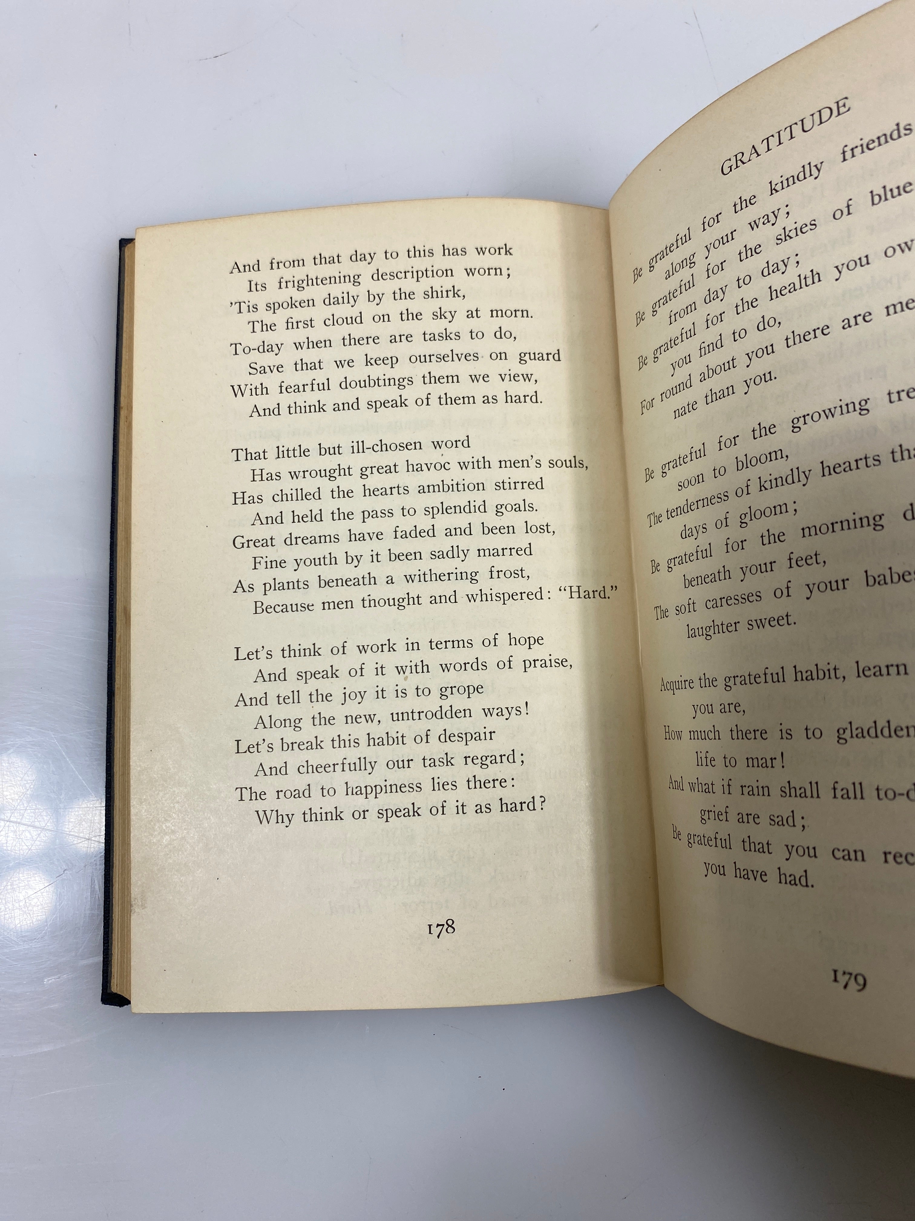 A Heap o' Livin' by Edgar Guest 1916 HC