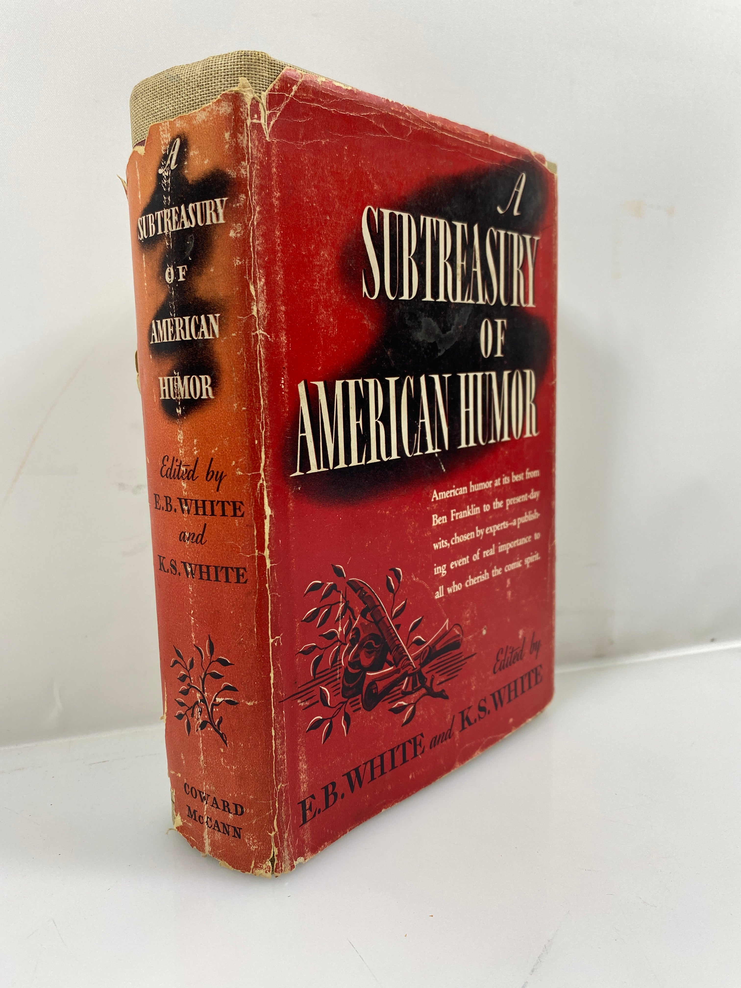 A Subtreasury of American Humor White/White 1941 HCDJ