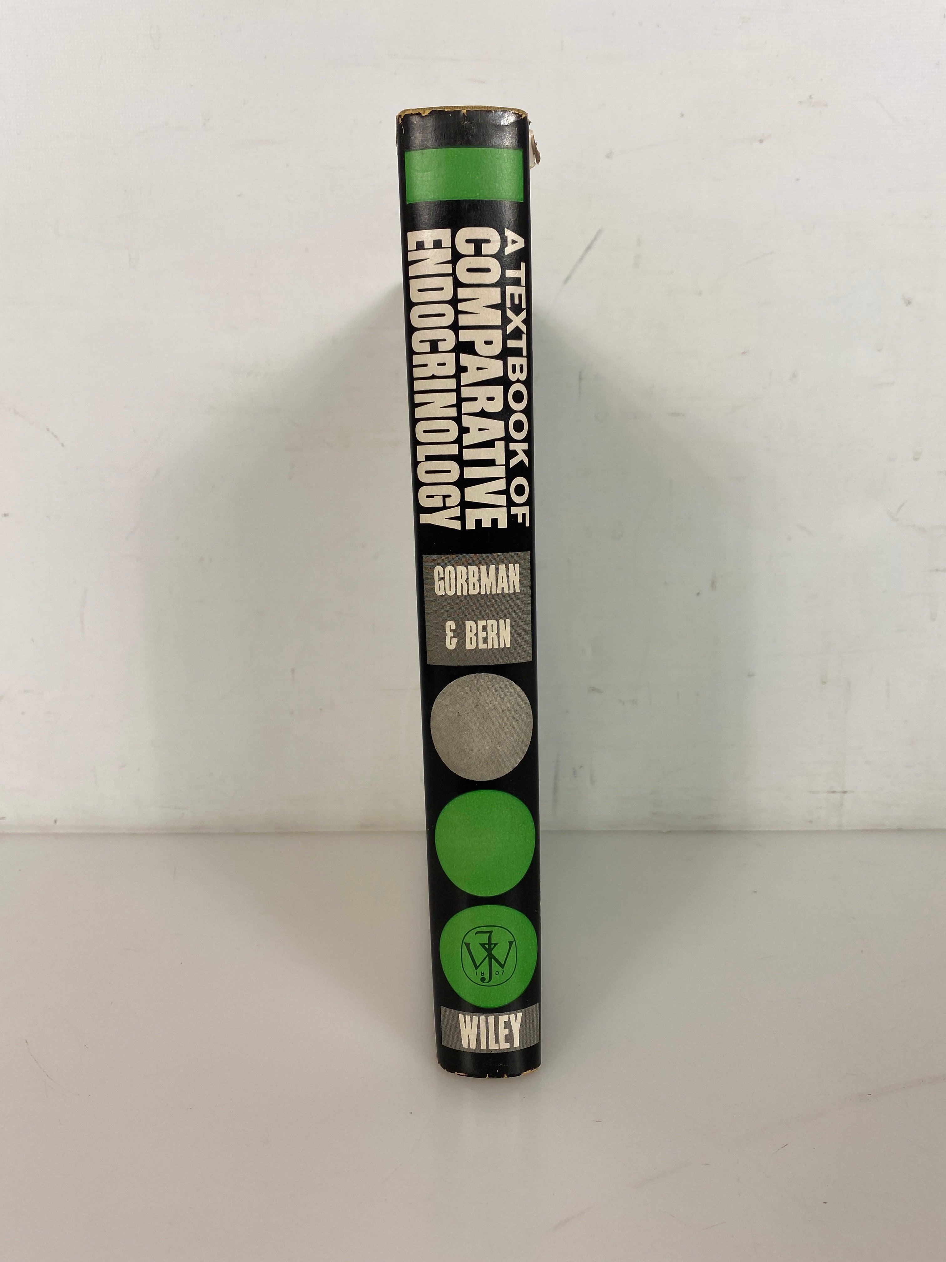 A Textbook of Comparative Endocrinology Gorbman/Bern 1962 HC DJ