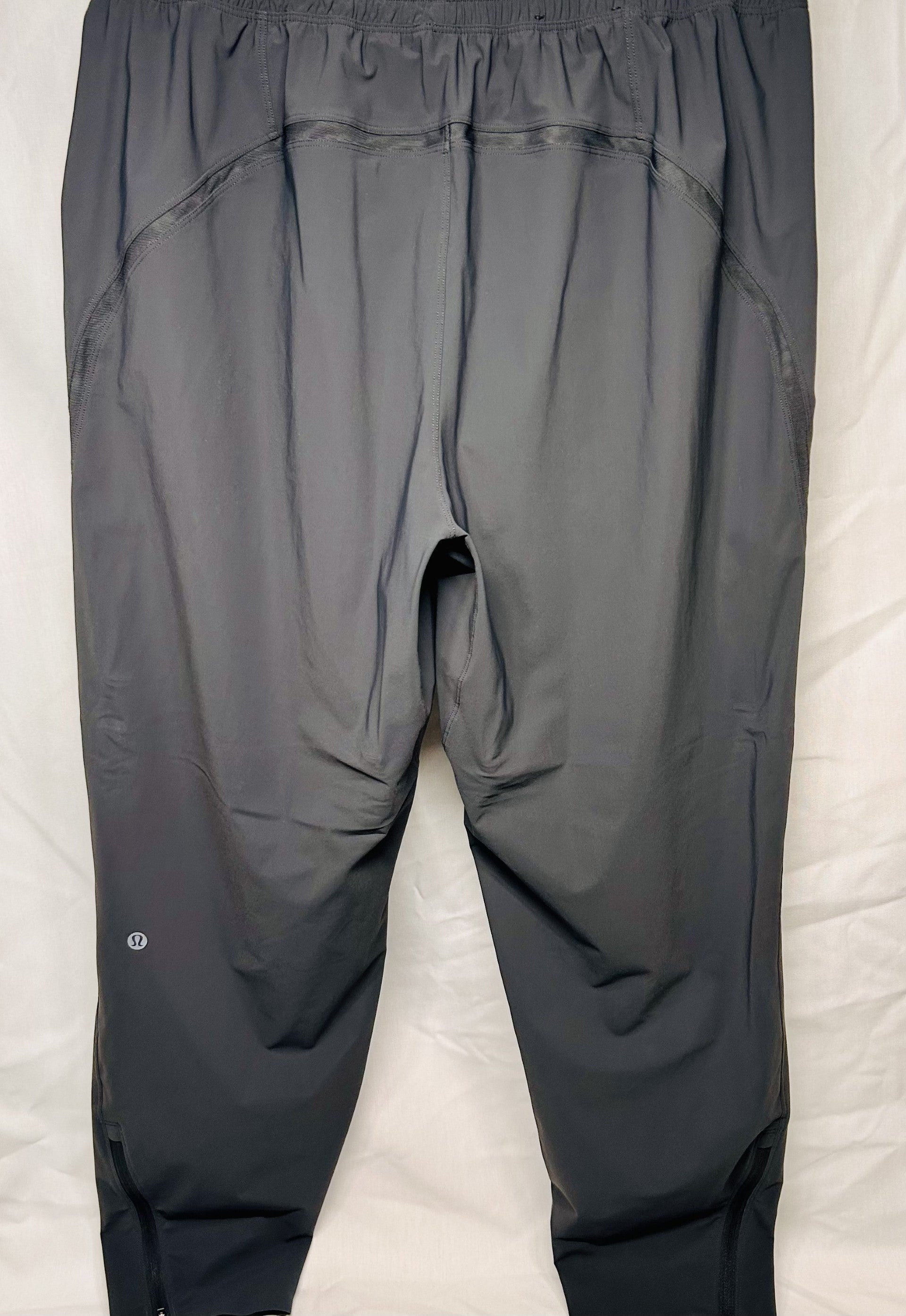 Men's Lululemon Collegiate MSU Track Pants