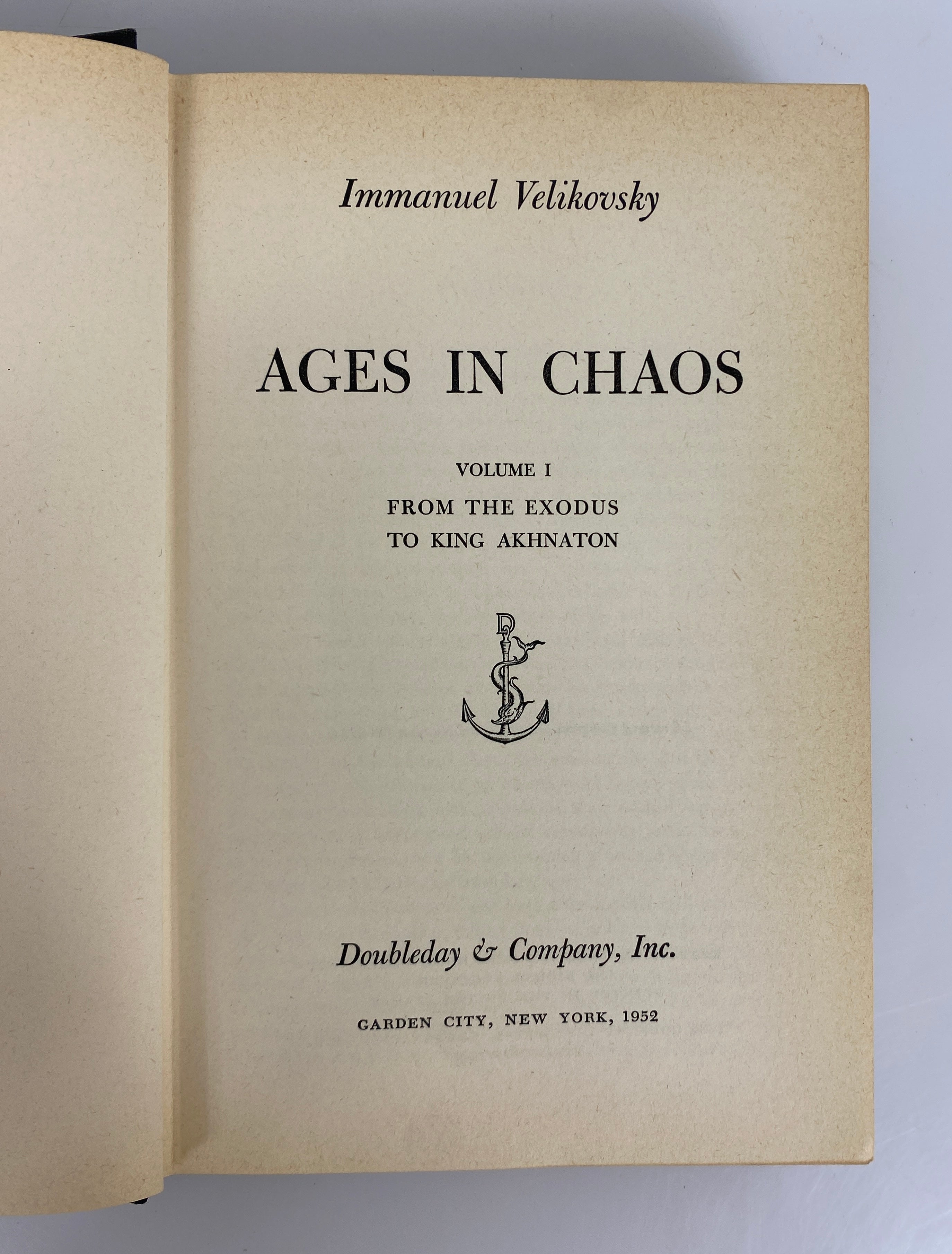 Ages in Chaos Vol I by Immanuel Velikovsky 1952 First Edition HC DJ