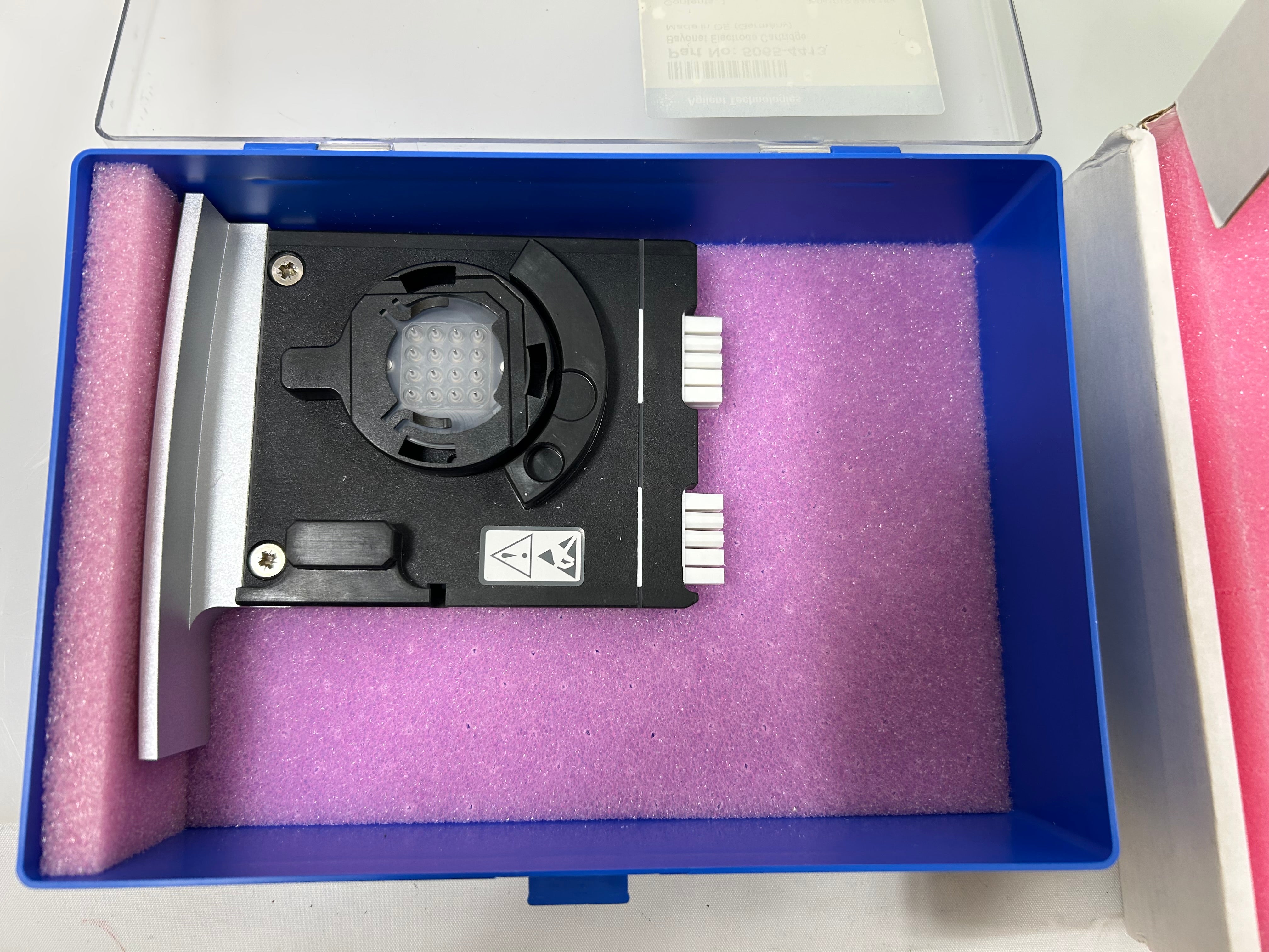 Agilent 2100 Electrophoresis Bioanalyzer