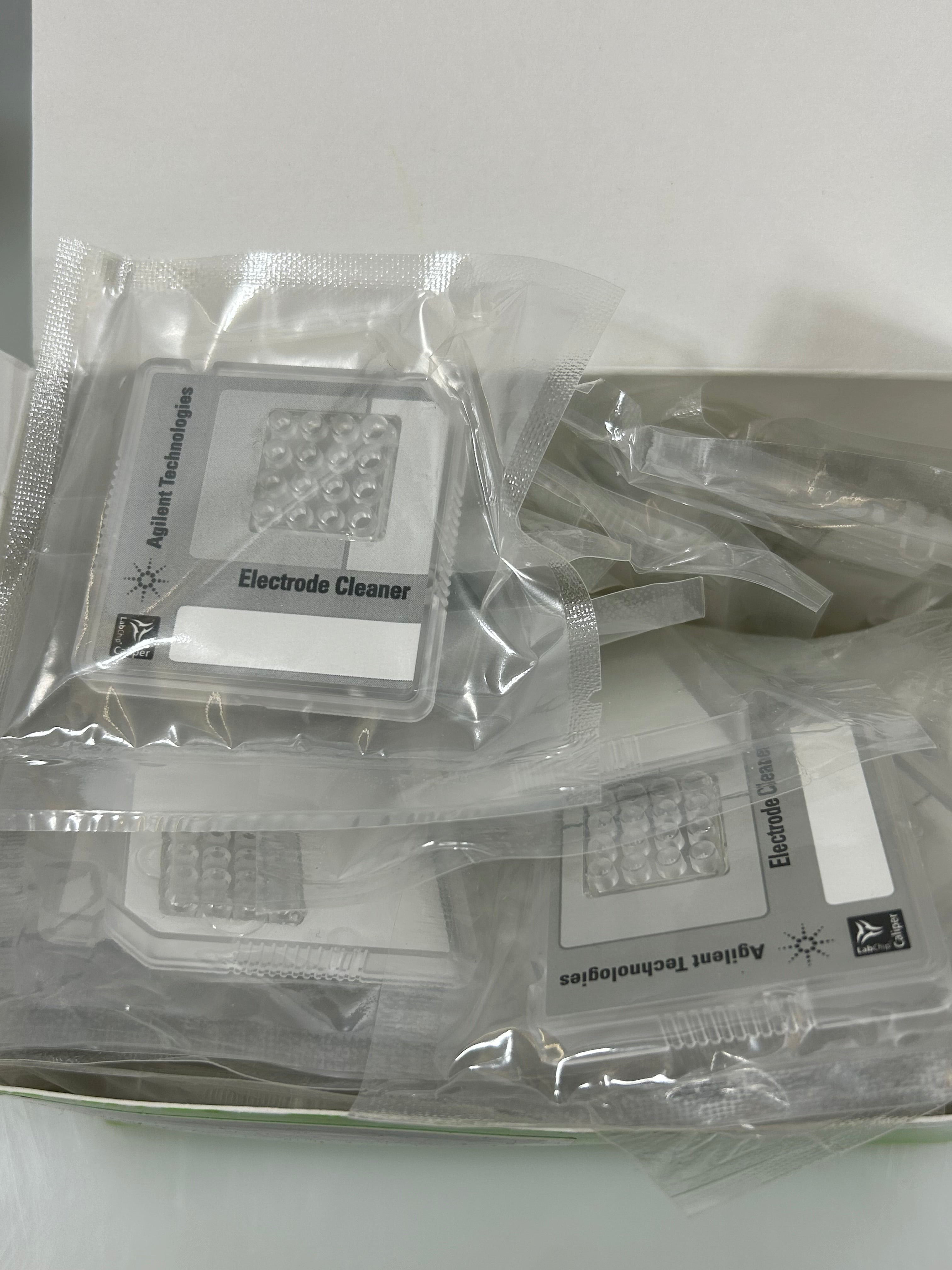 Agilent 2100 Electrophoresis Bioanalyzer